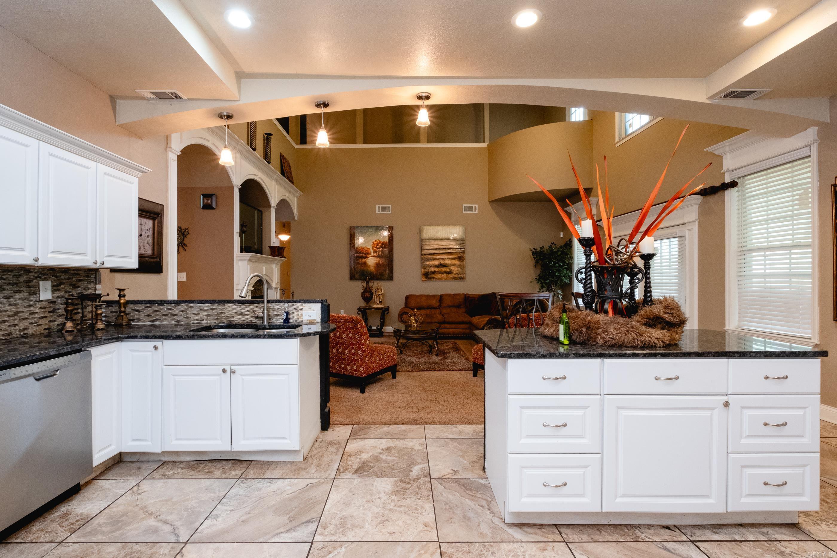 1436 Lakeshore Drive Property Photo 15