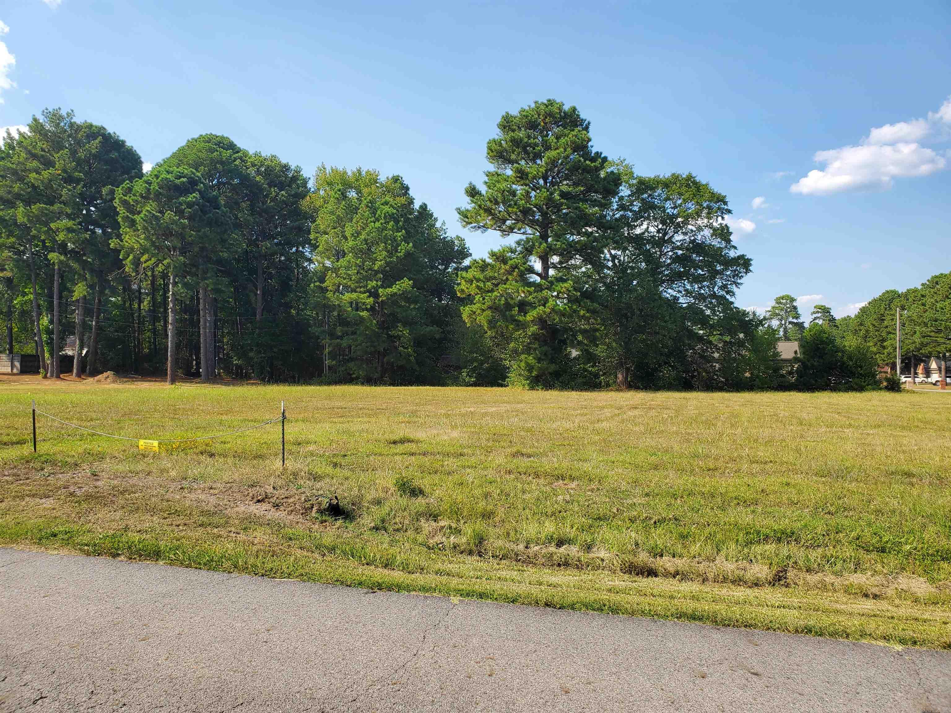 322 Campbell Drive Property Photo 3