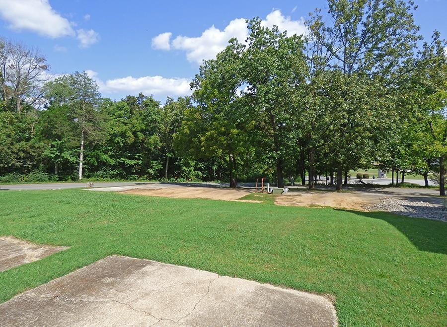 Whispering Winds Trace Property Photo 8