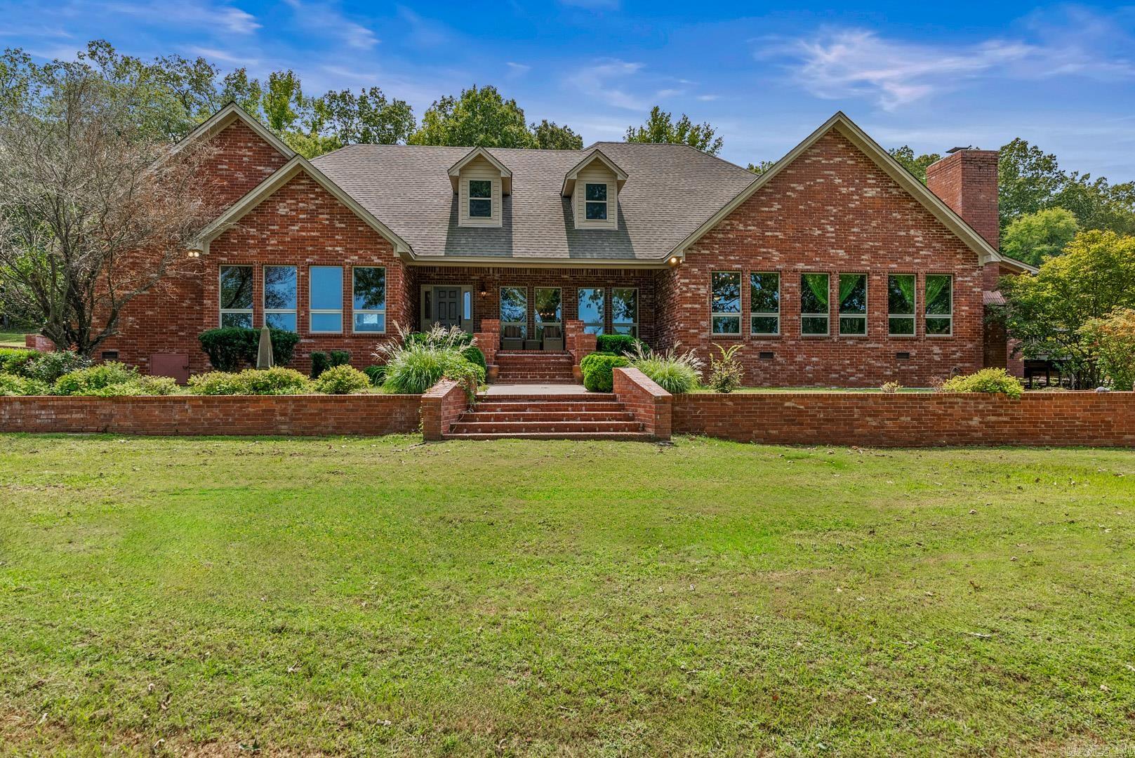 Deer Meadow Real Estate Listings Main Image