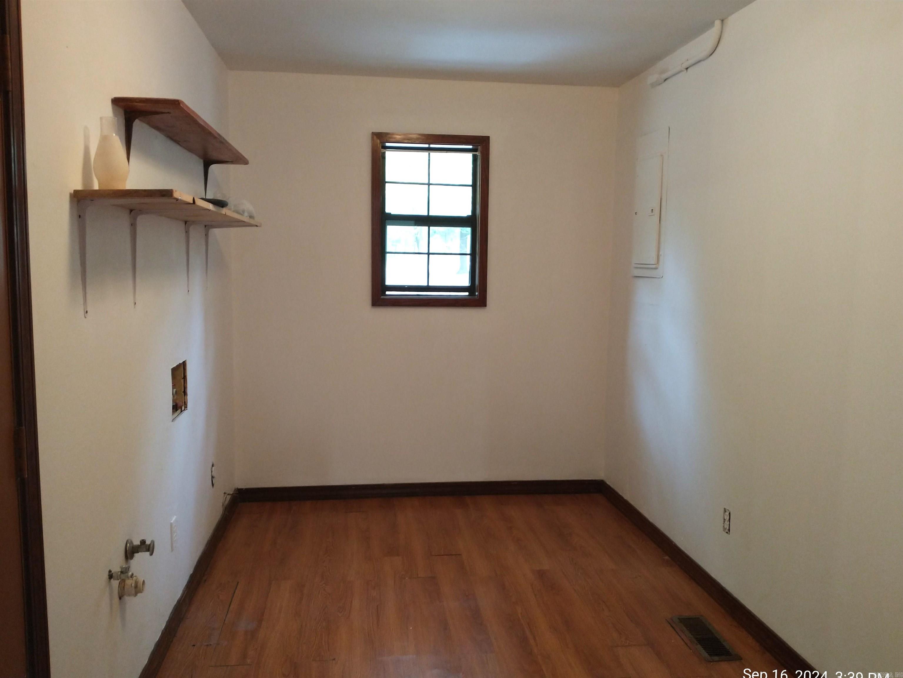 426 County Road 1794 Property Photo 6