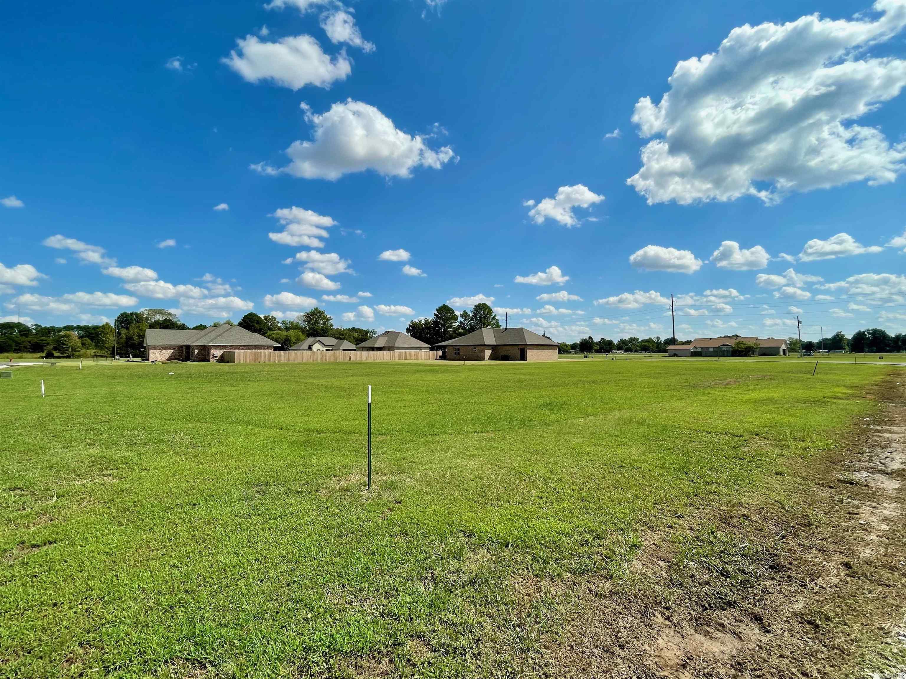 Dove Heights Real Estate Listings Main Image