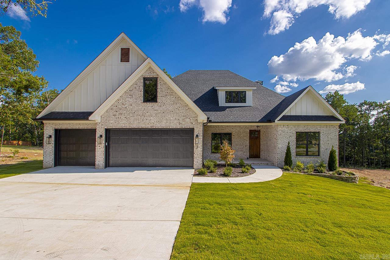 Bear Den Estates Real Estate Listings Main Image