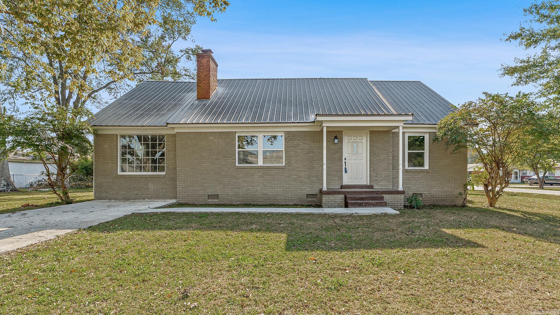 109 Miller Property Photo