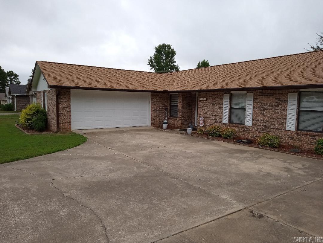 2804 Jerry Lee Property Photo