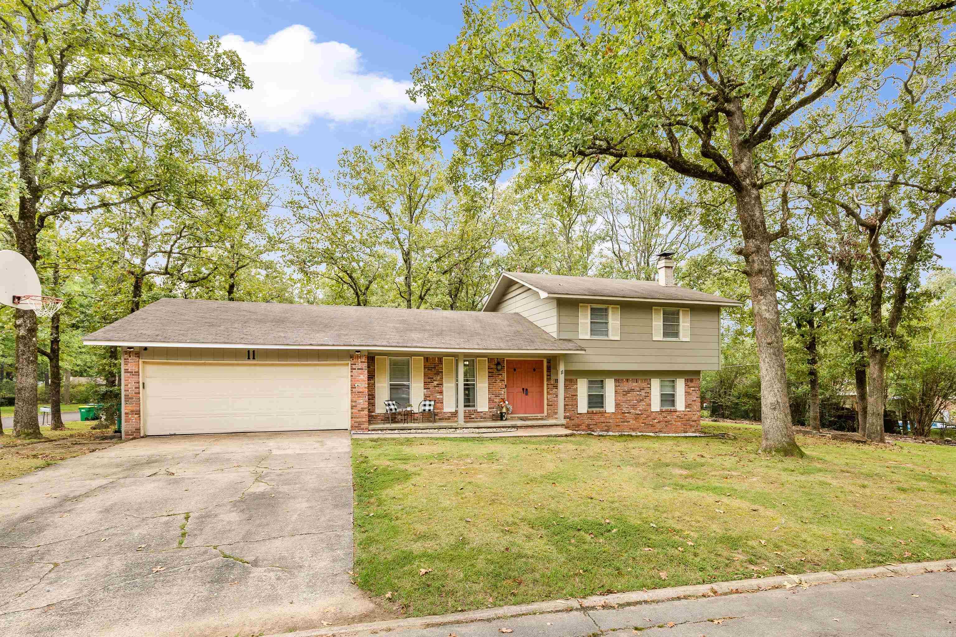 Arbor Oaks Real Estate Listings Main Image