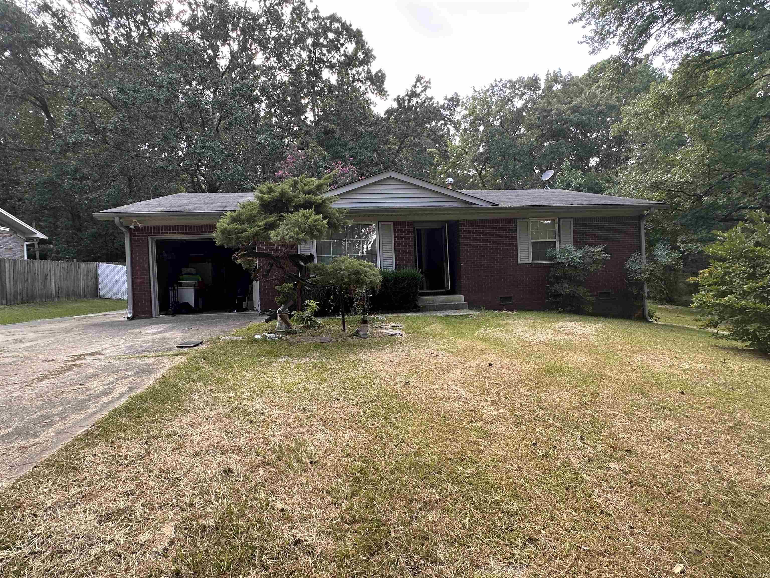 1908 W Lakeview Drive Property Photo