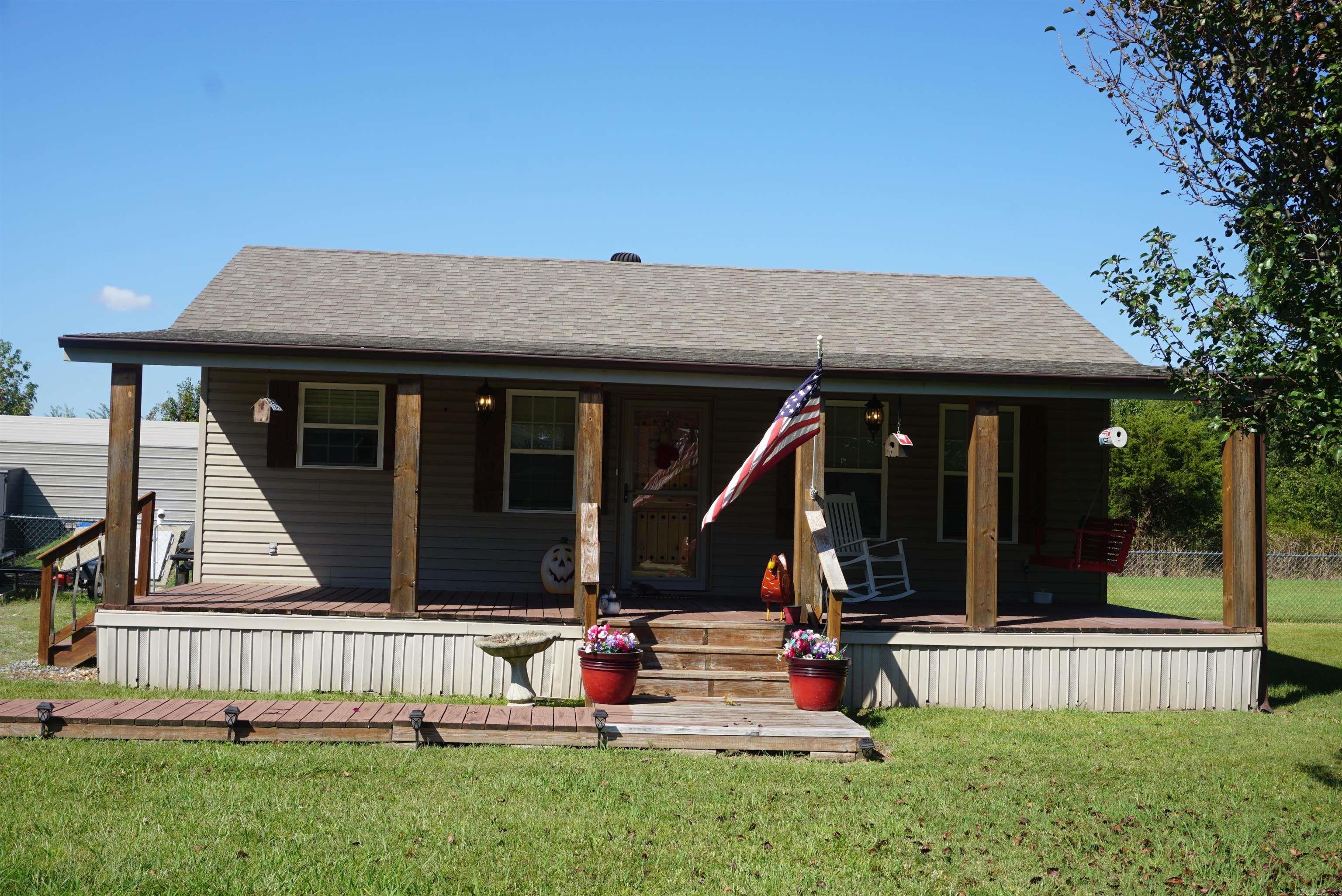 109 Leah Lane Property Photo