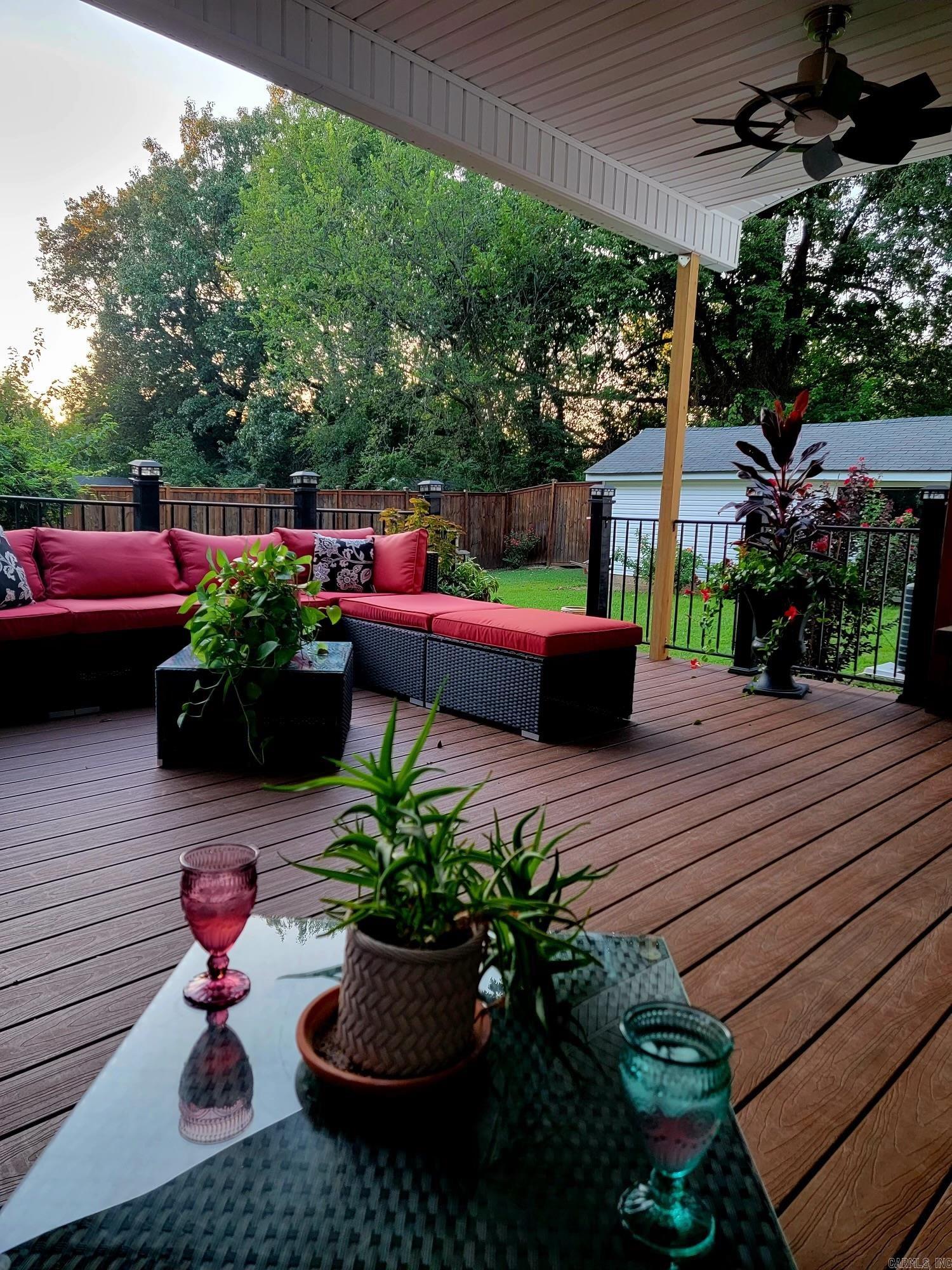 756 Royal Avenue Property Photo 10