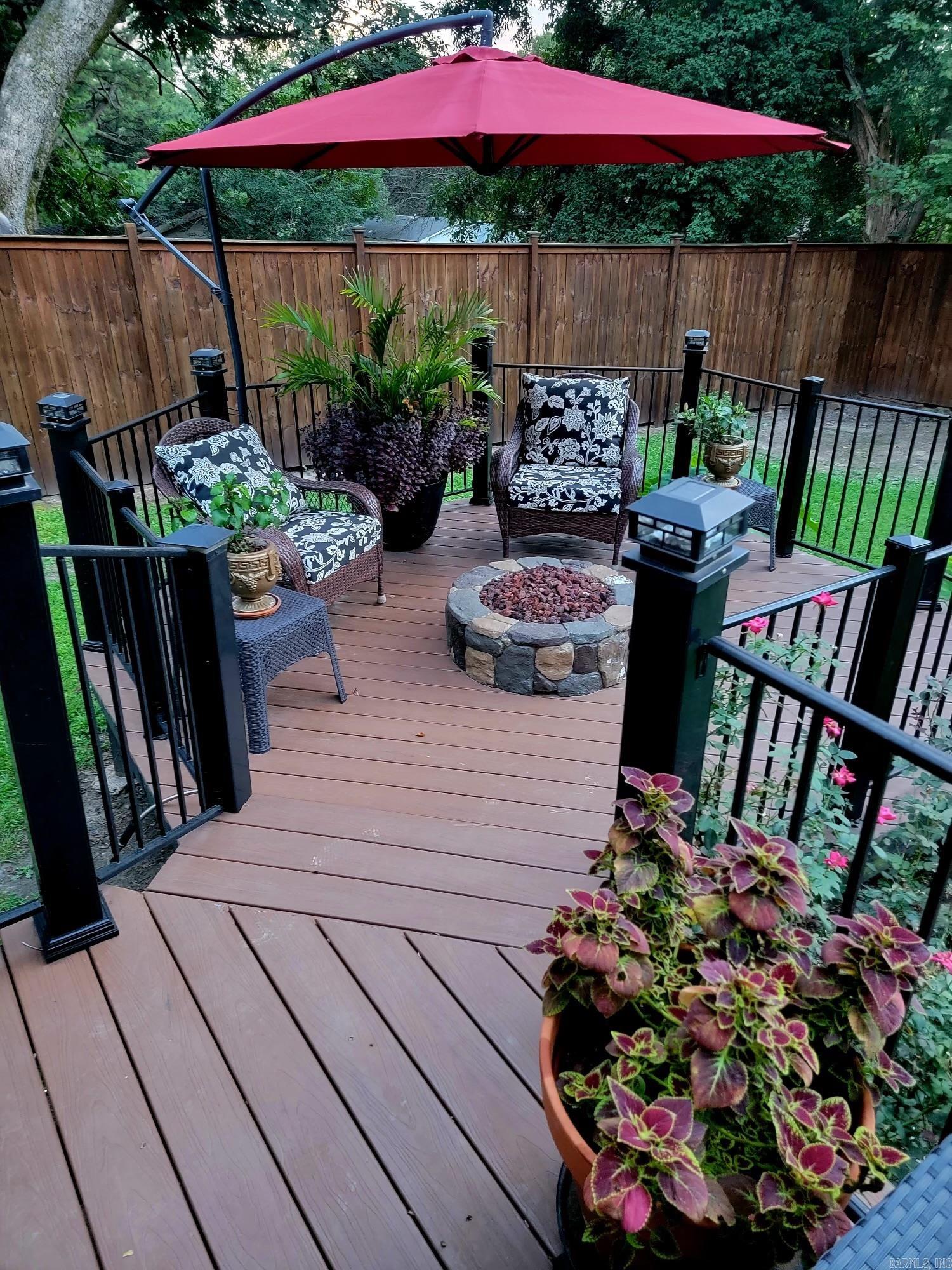 756 Royal Avenue Property Photo 12