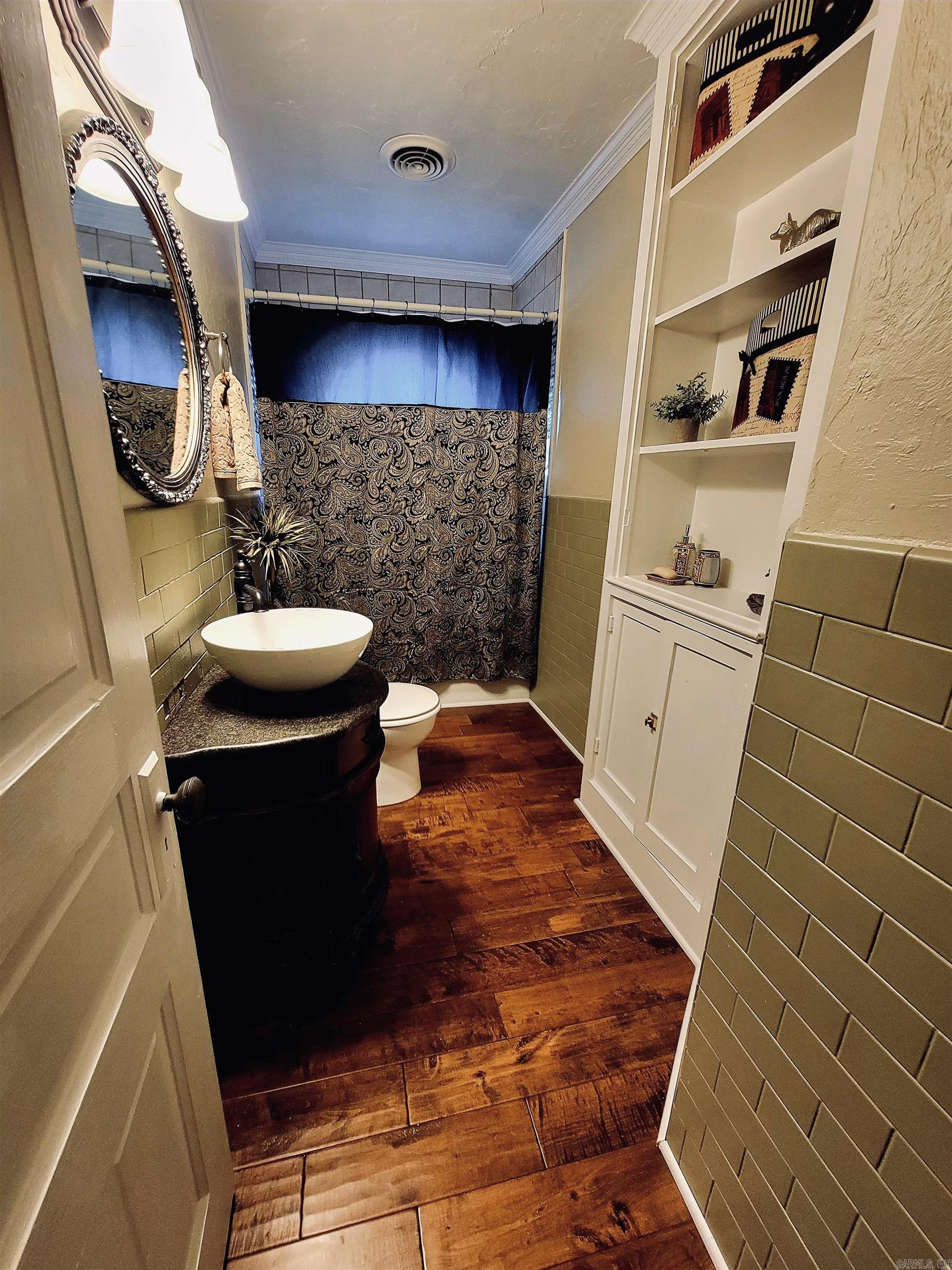756 Royal Avenue Property Photo 25