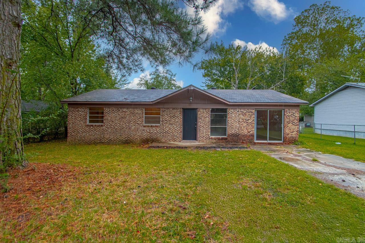 17 Compass Point St Property Photo