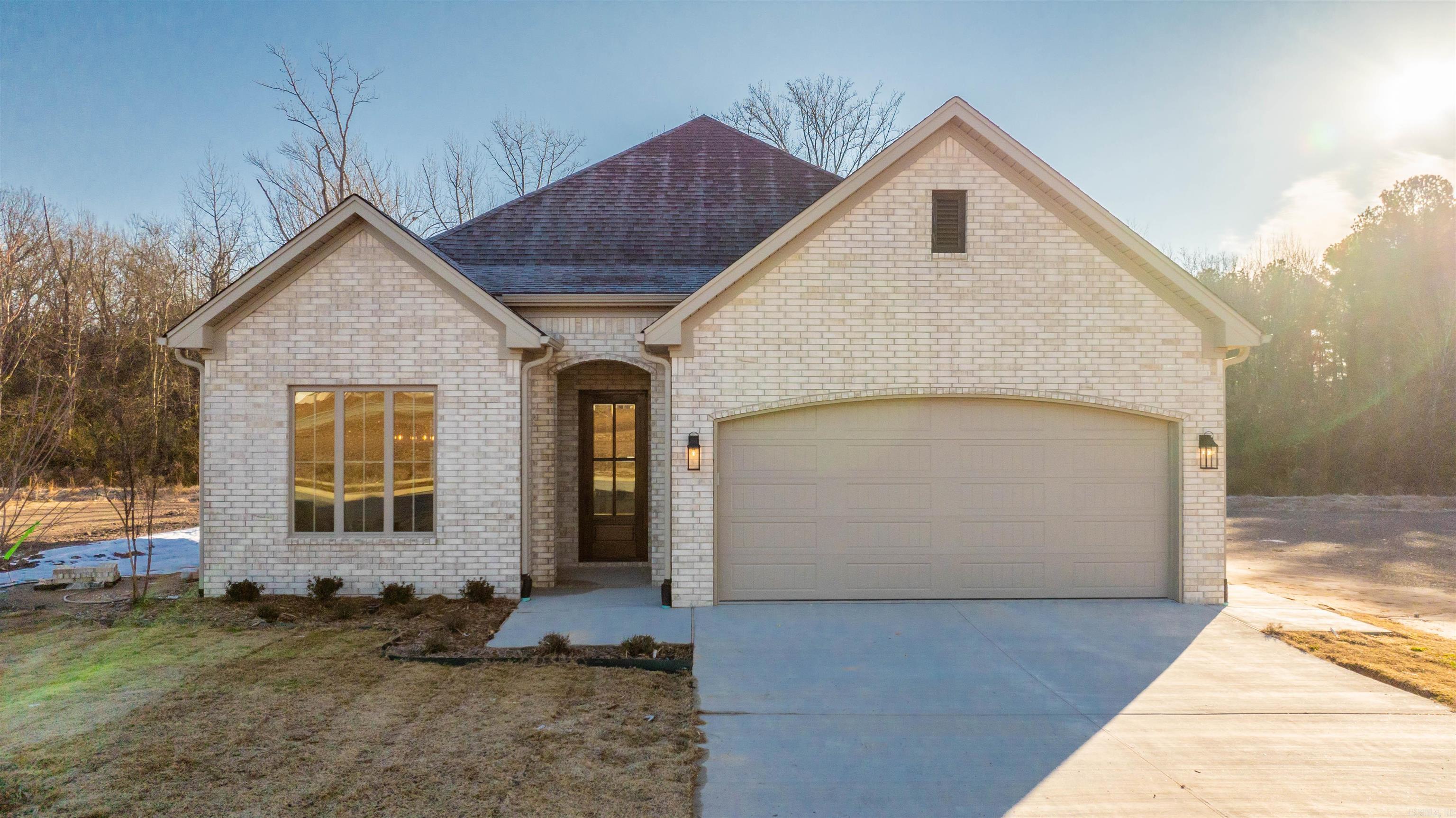 306 Edgewood Circle Property Photo