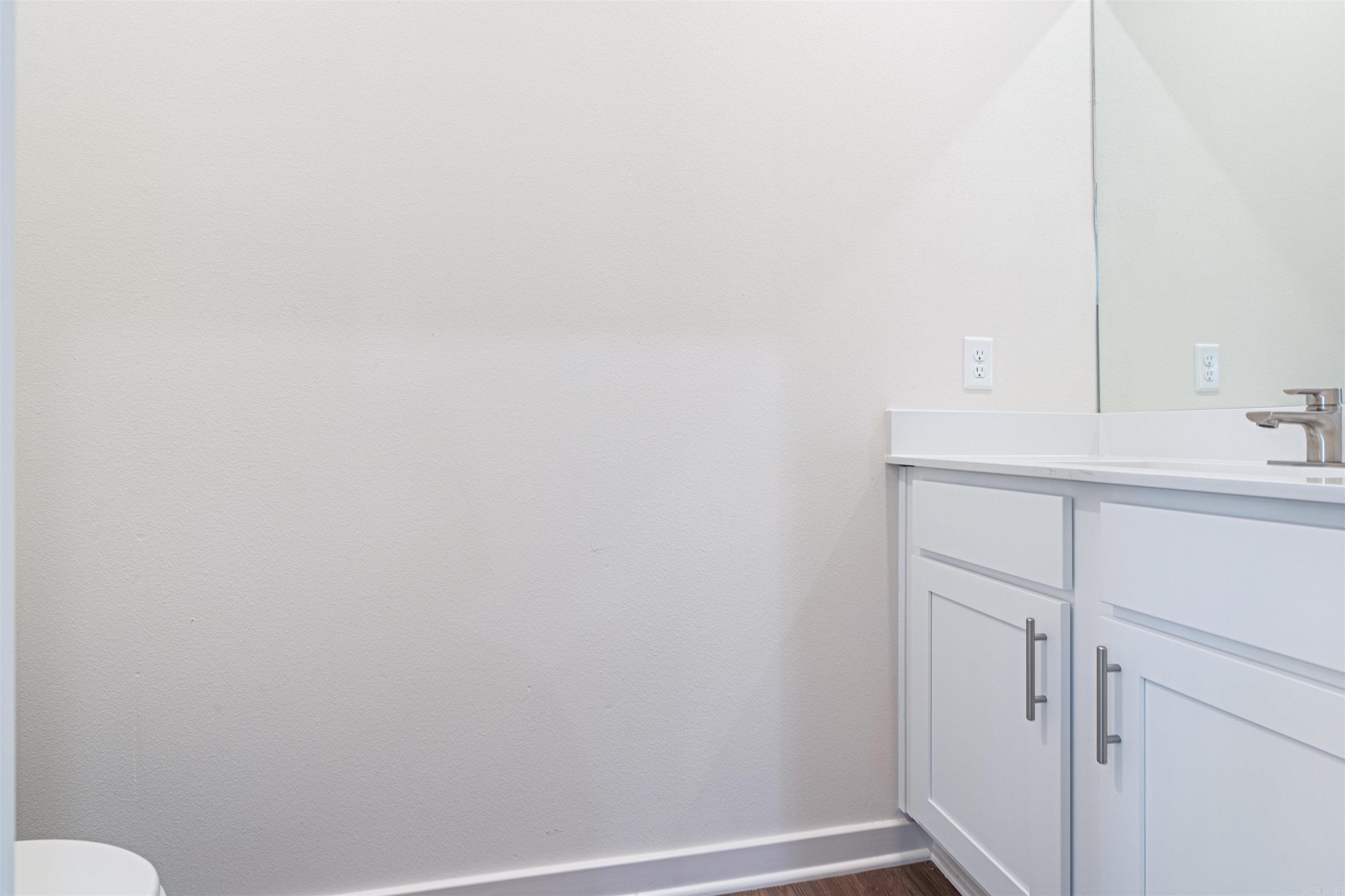 606 N Whitham Avenue Property Photo 29