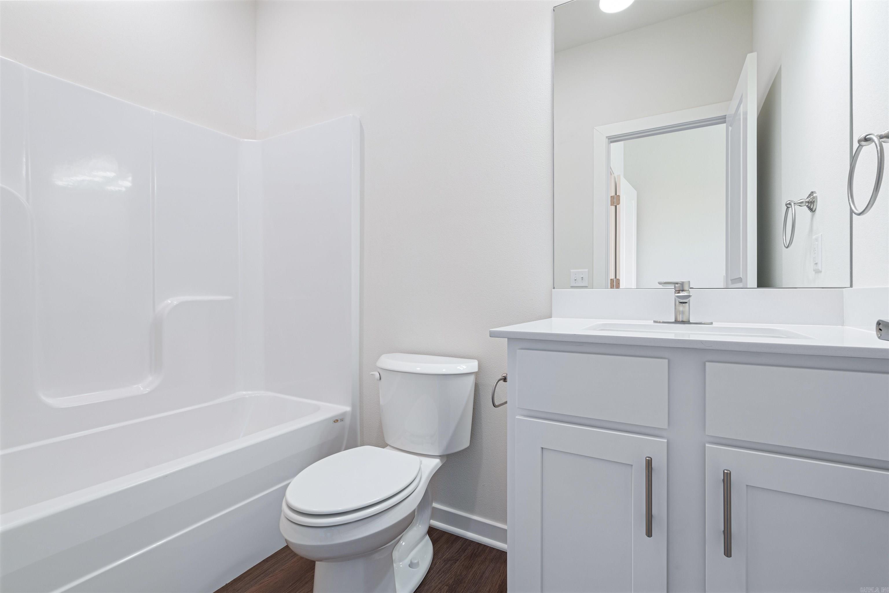 606 N Whitham Avenue Property Photo 31