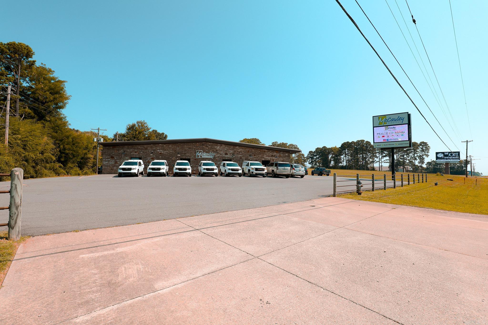 23650 Interstate 30 Property Photo 2