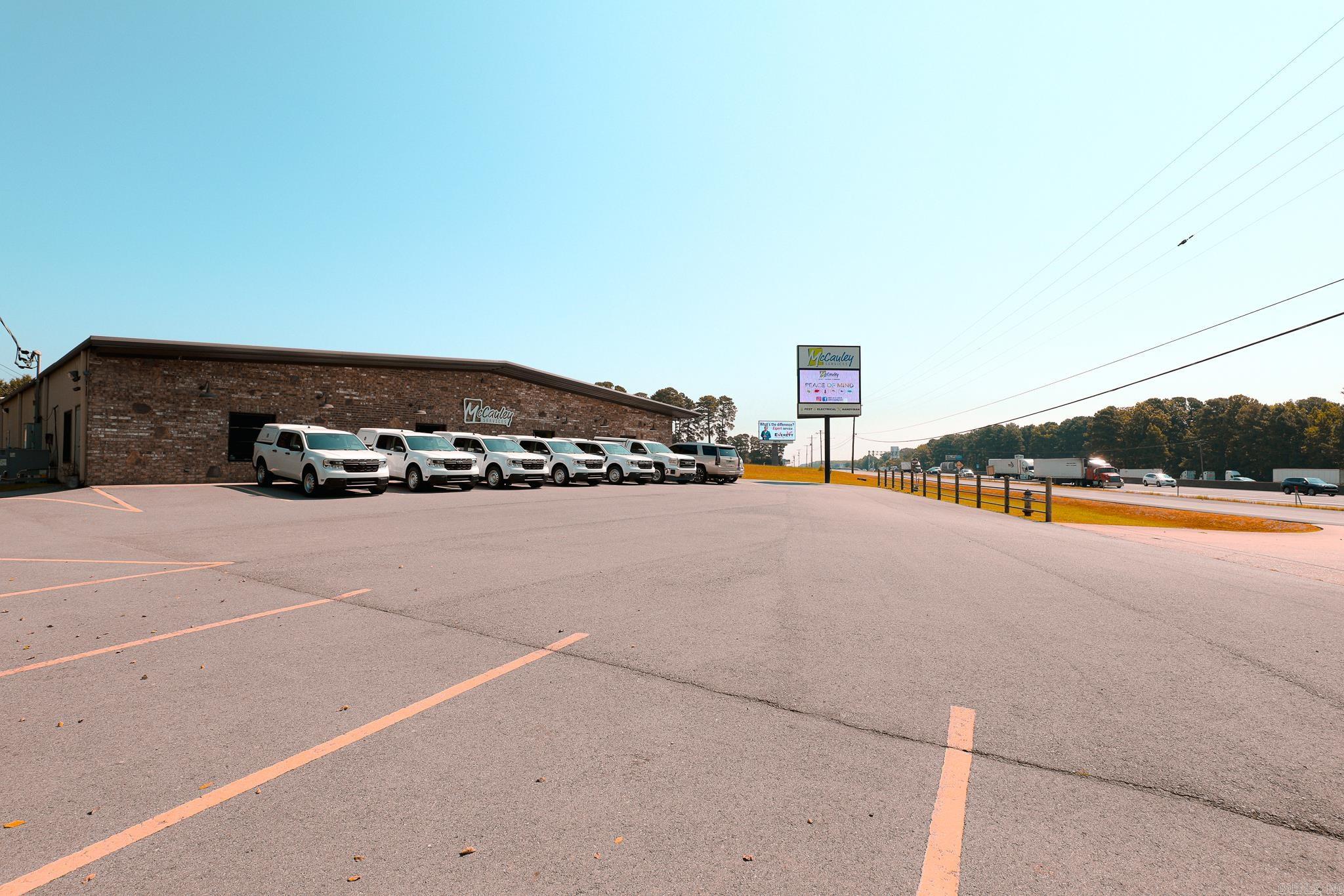 23650 Interstate 30 Property Photo 3