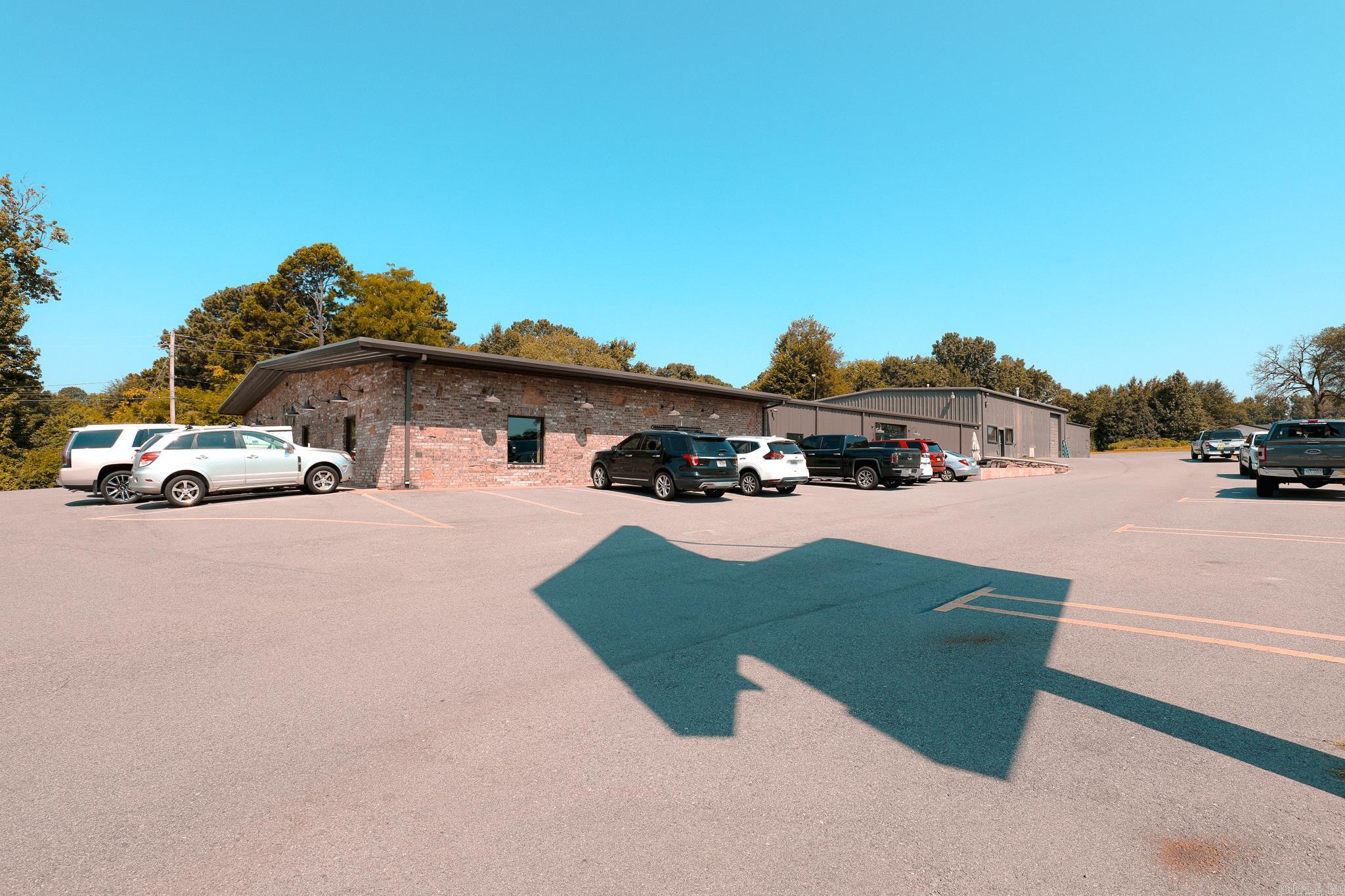 23650 Interstate 30 Property Photo 11