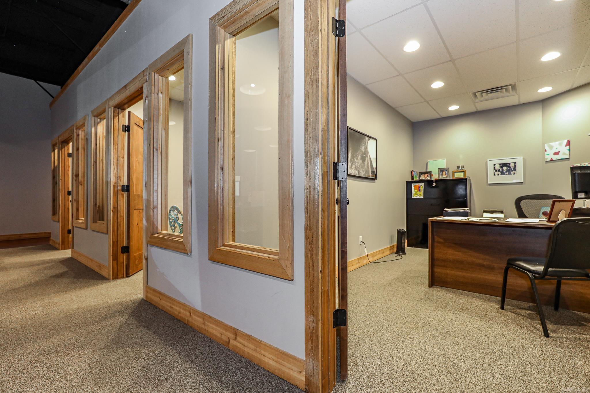 23650 Interstate 30 Property Photo 16