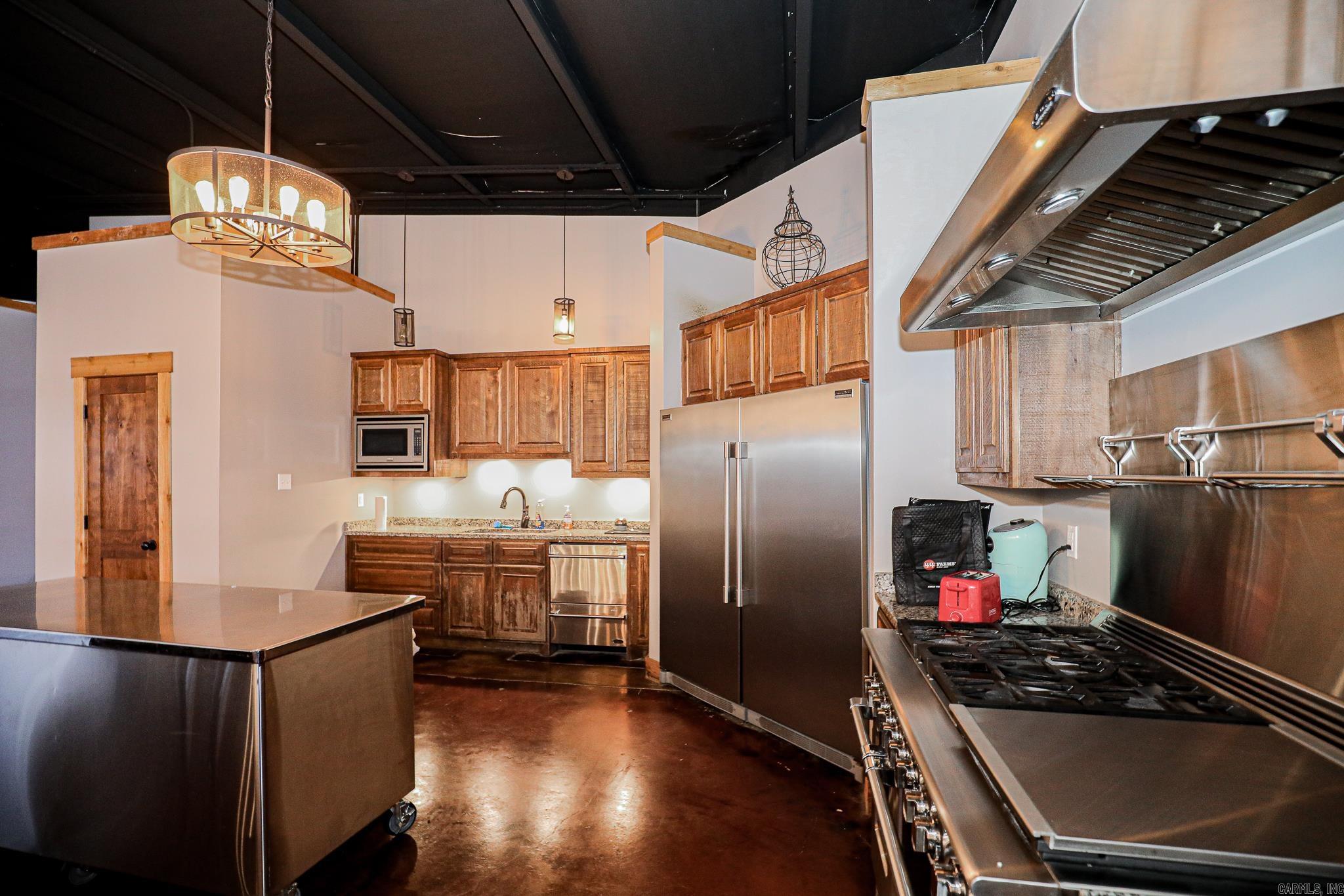 23650 Interstate 30 Property Photo 29