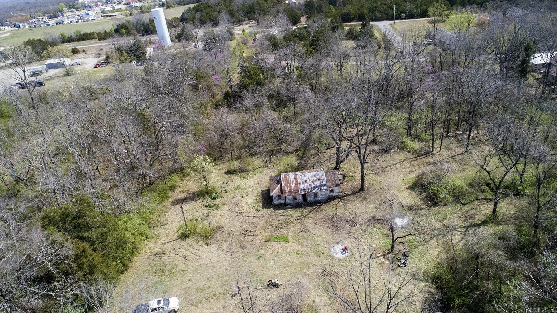 124 Deardoff Ln Property Photo 6
