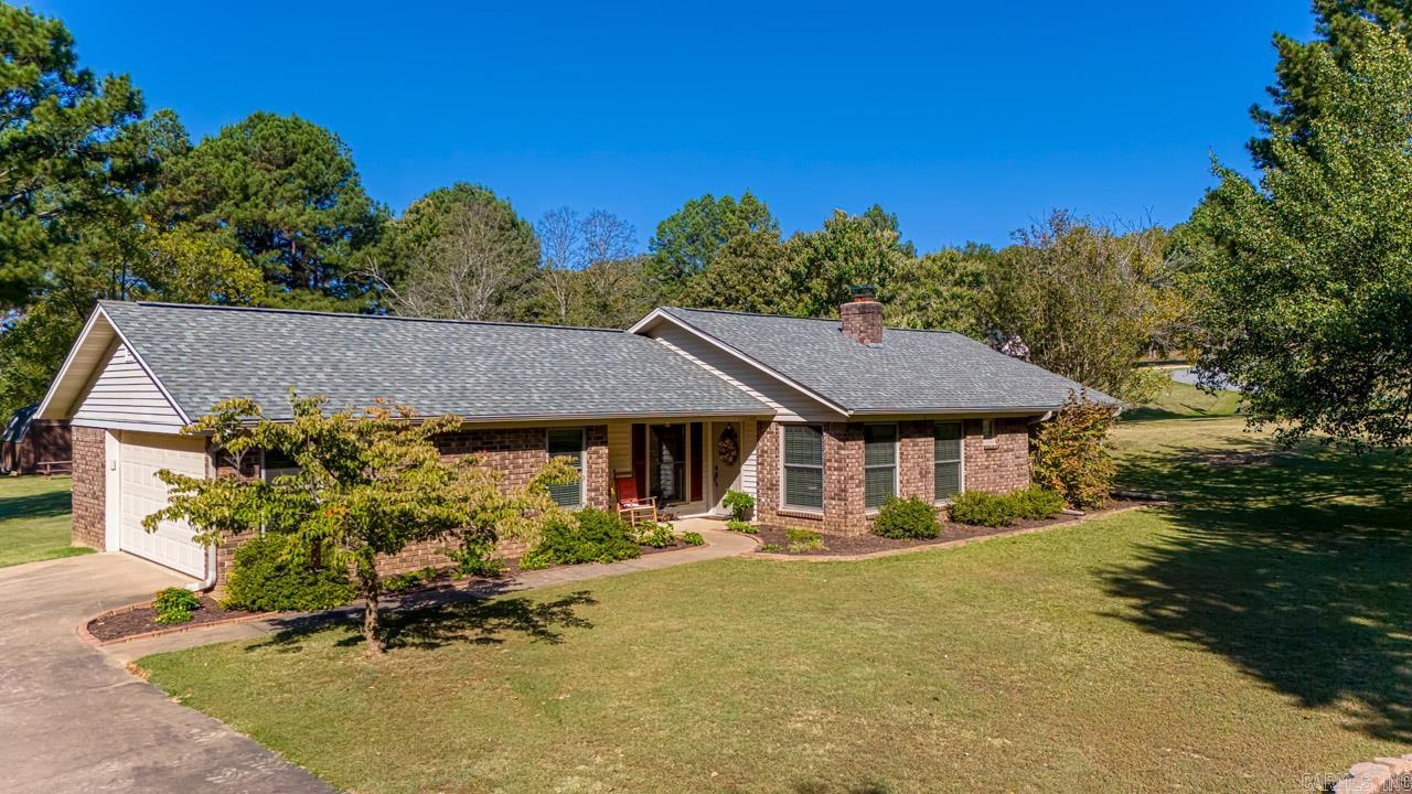 Creekside Country Real Estate Listings Main Image