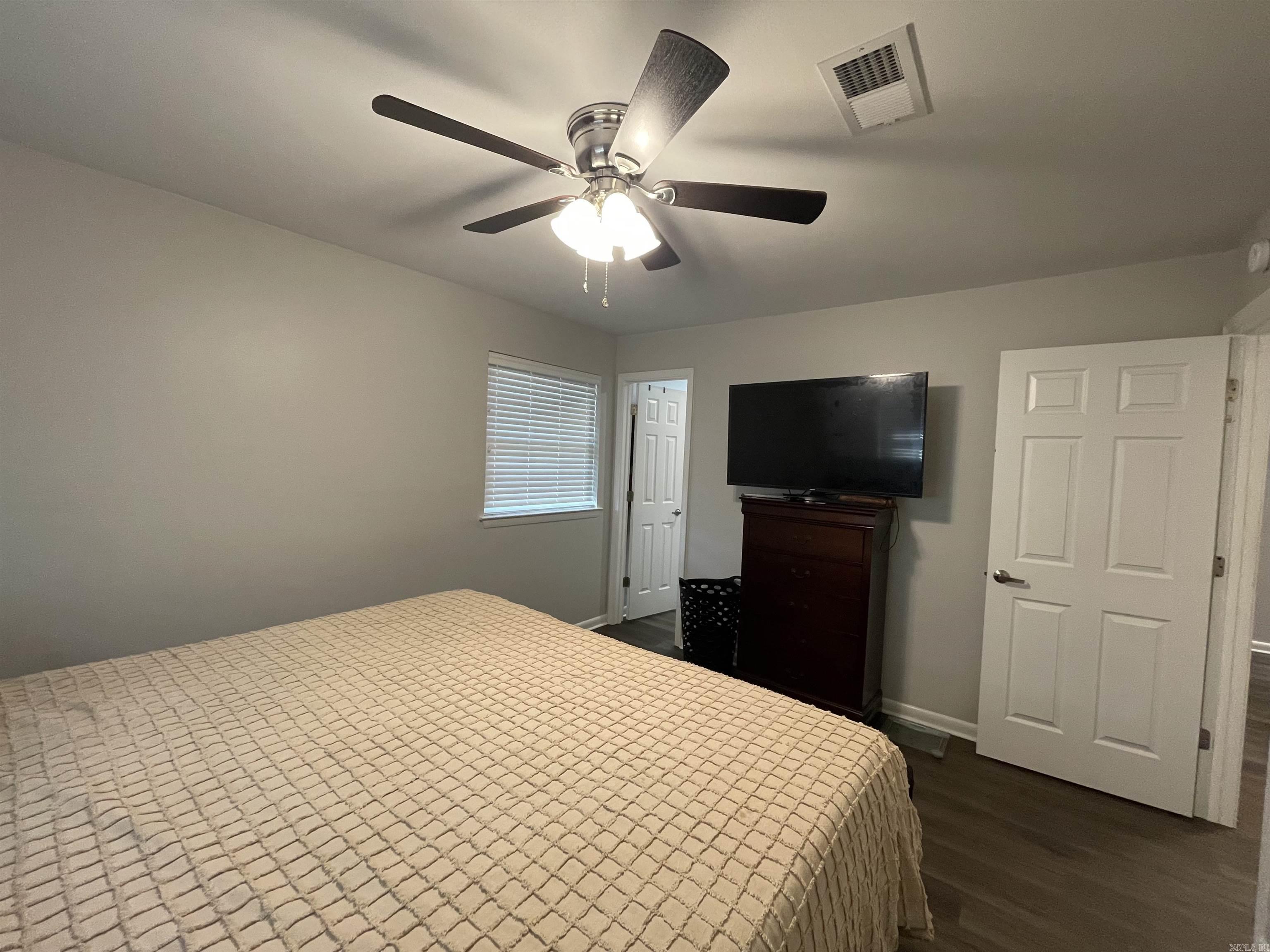 1004 N Jp Wright Road Property Photo 11