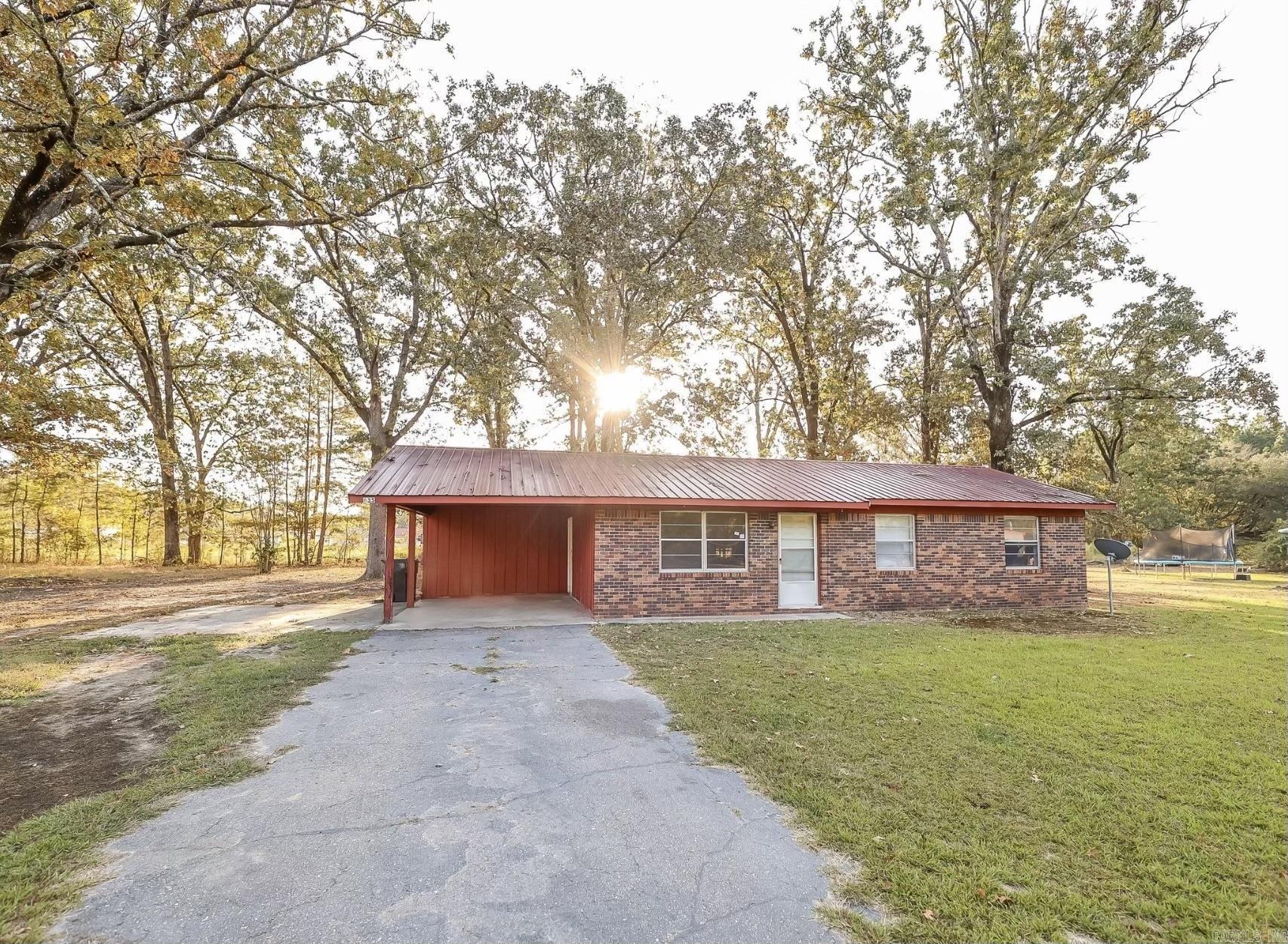 Hampton Acreage Real Estate Listings Main Image