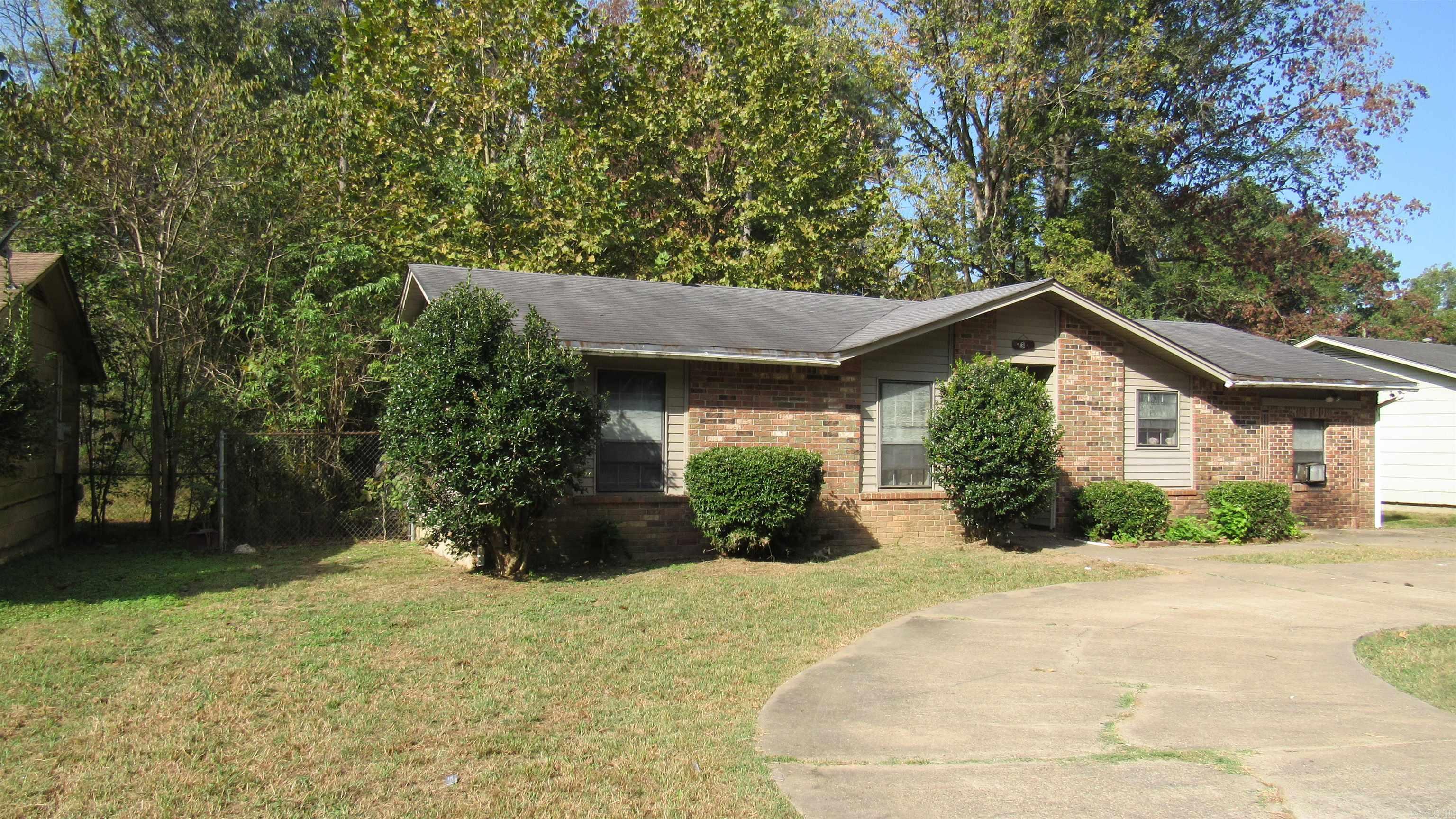 Country Wood Real Estate Listings Main Image