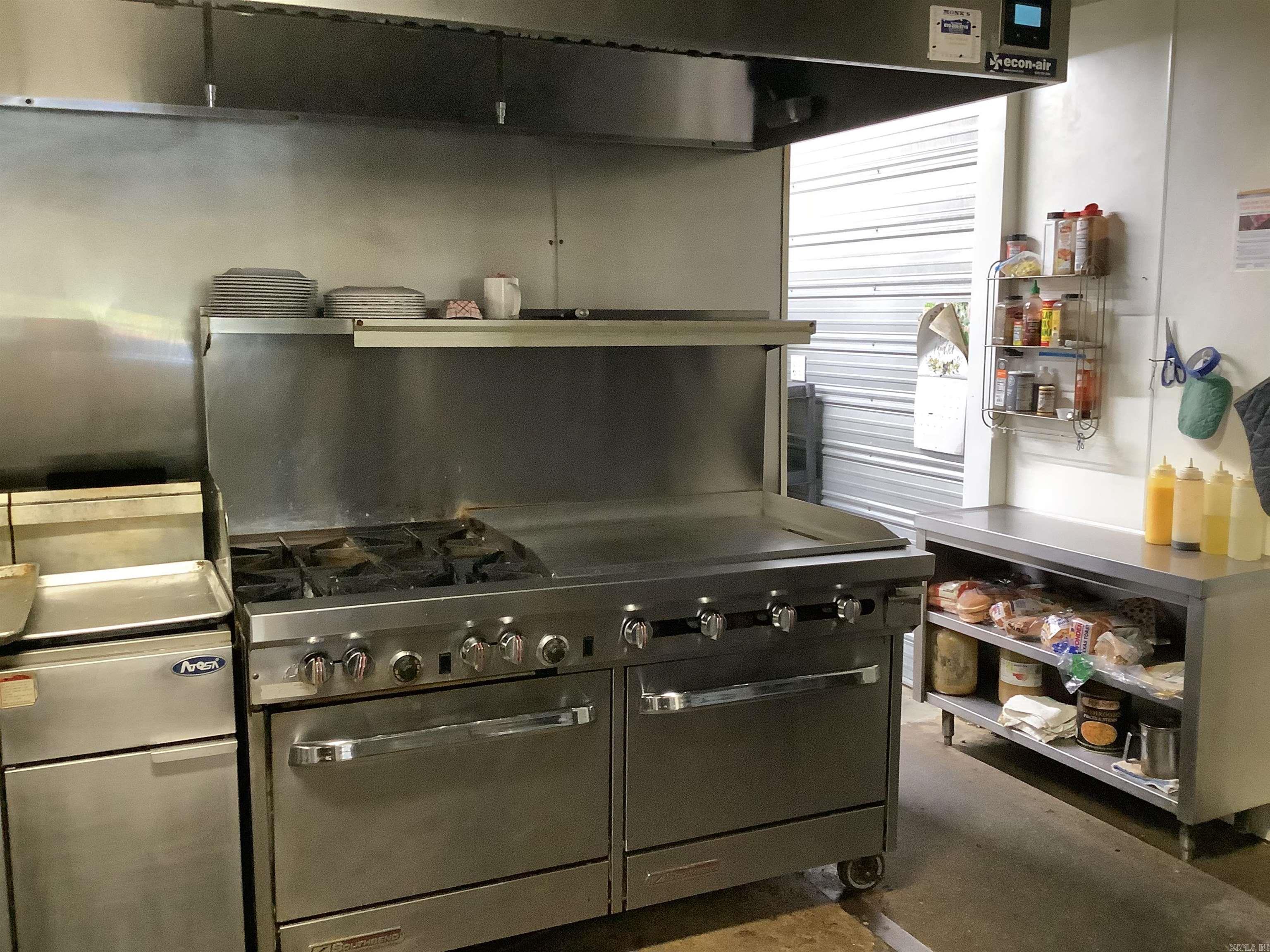 133 N Highway 167 Highway Property Photo 34