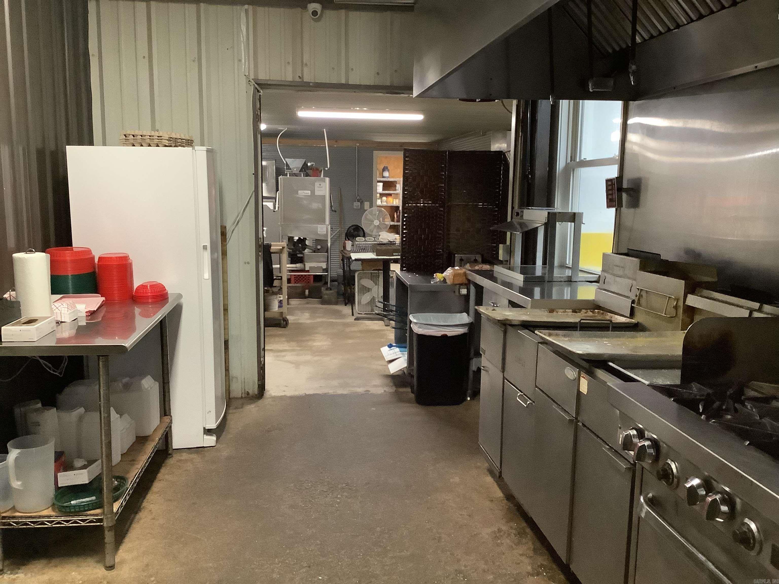 133 N Highway 167 Highway Property Photo 35