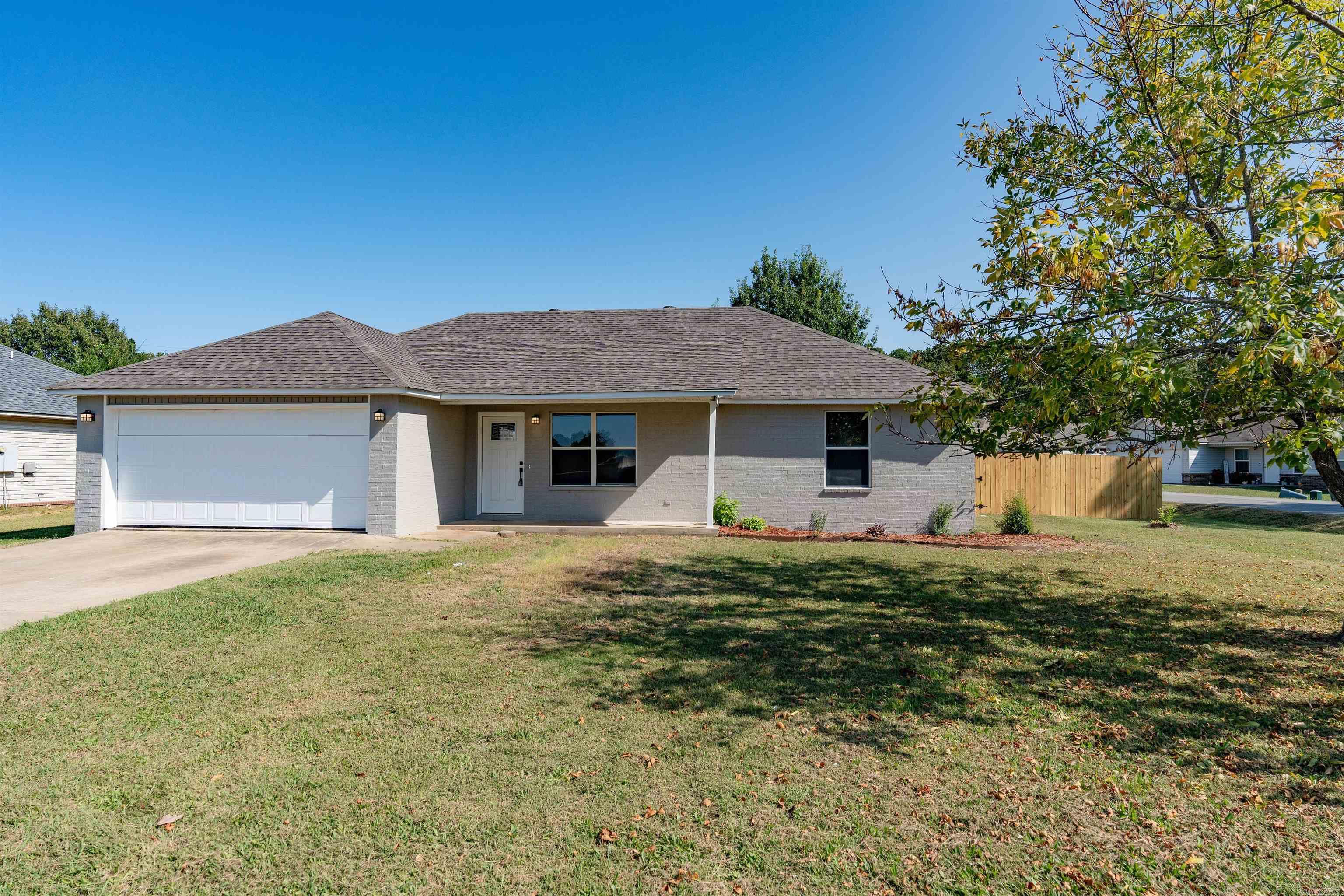 Arrowhead Village Real Estate Listings Main Image