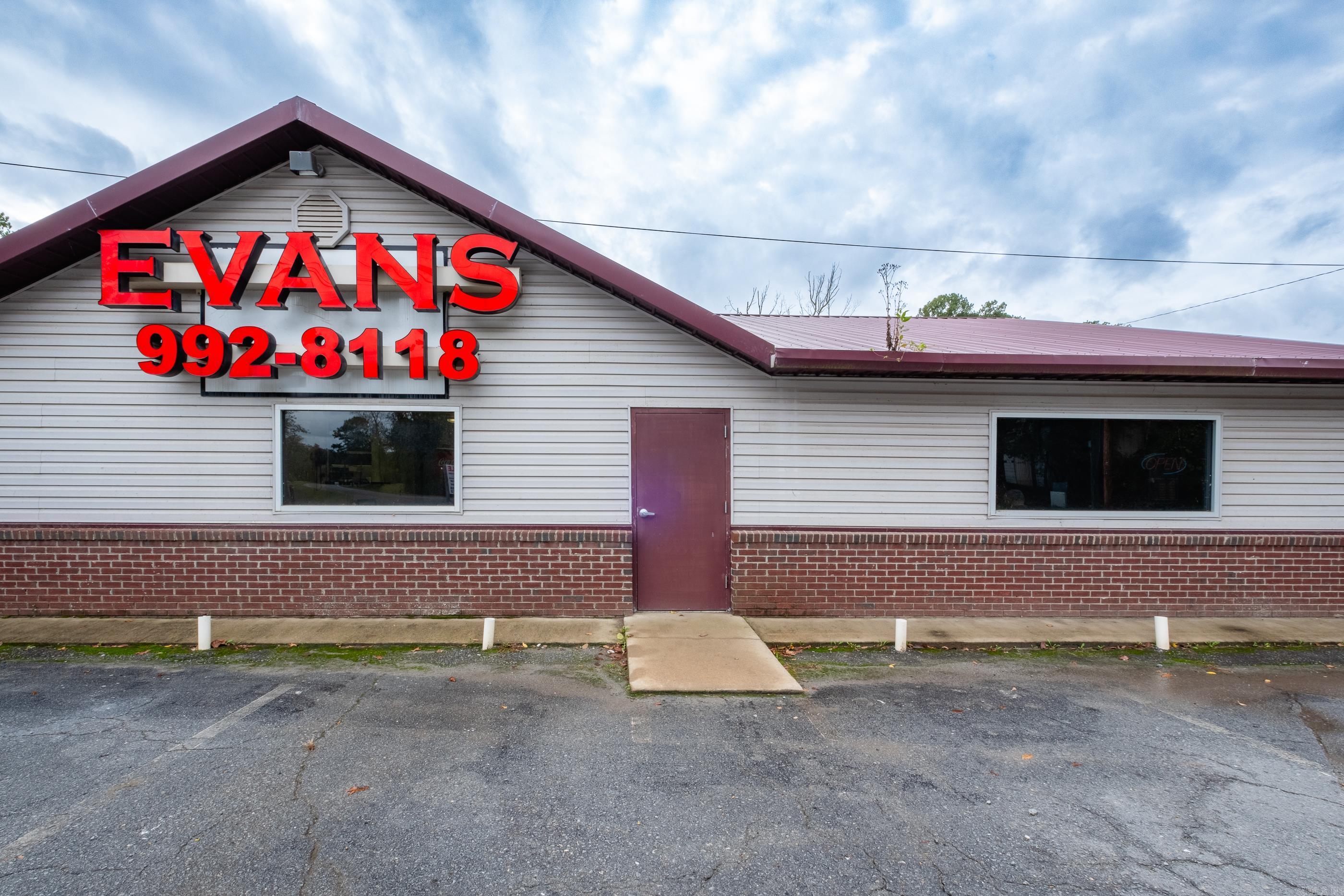 1505 W Dixon Road Property Photo 2