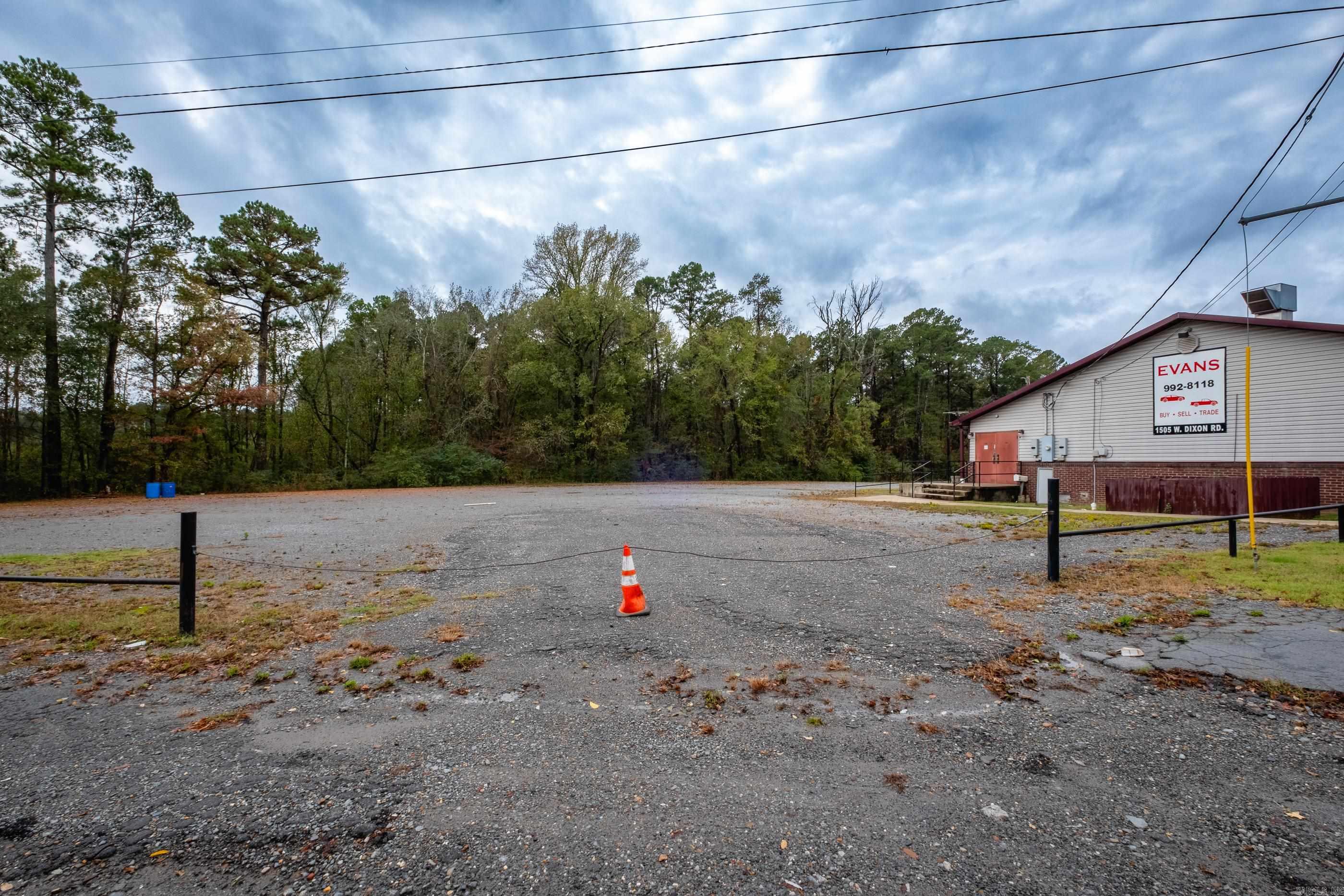 1505 W Dixon Road Property Photo 13
