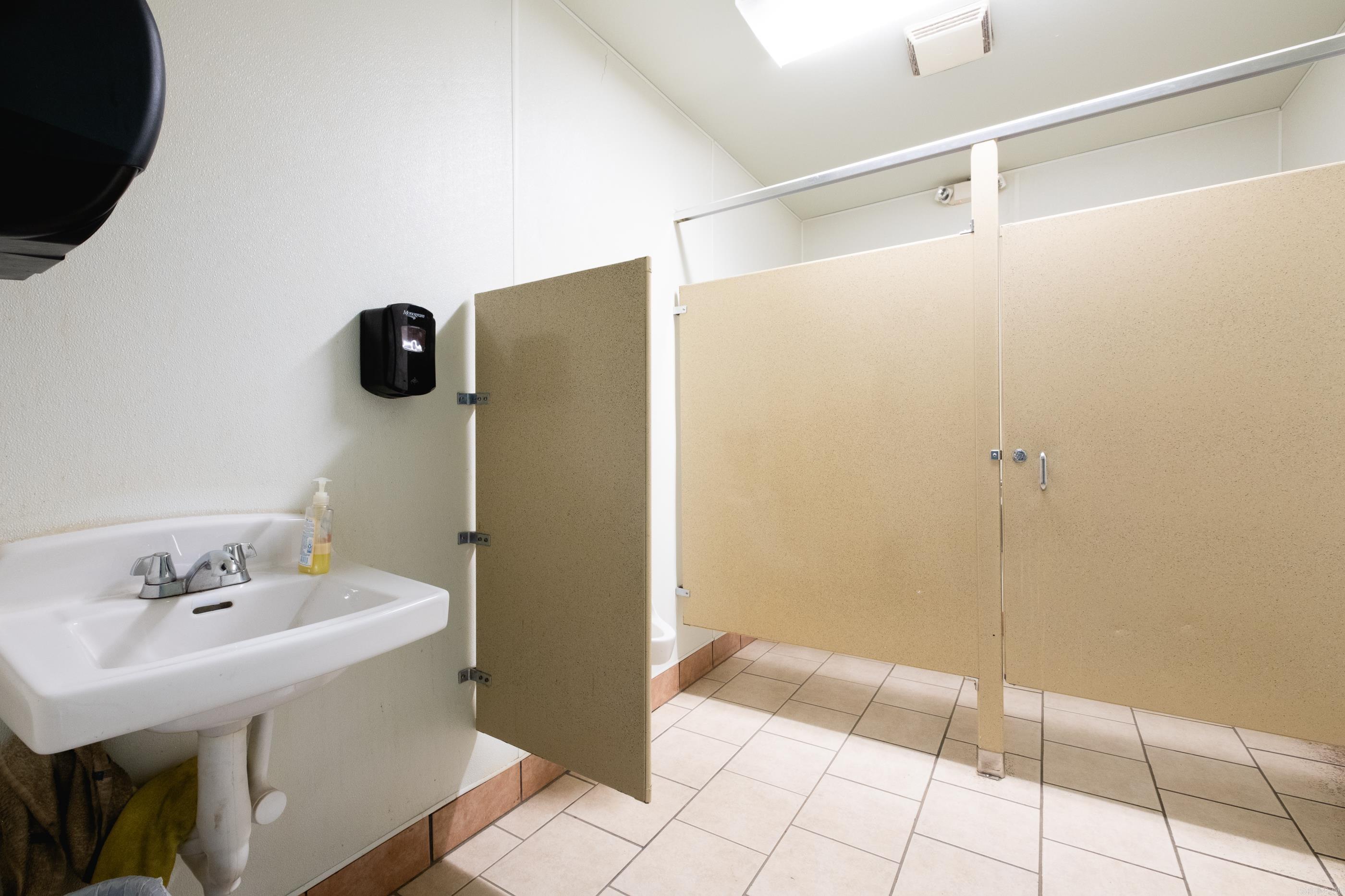 1505 W Dixon Road Property Photo 41