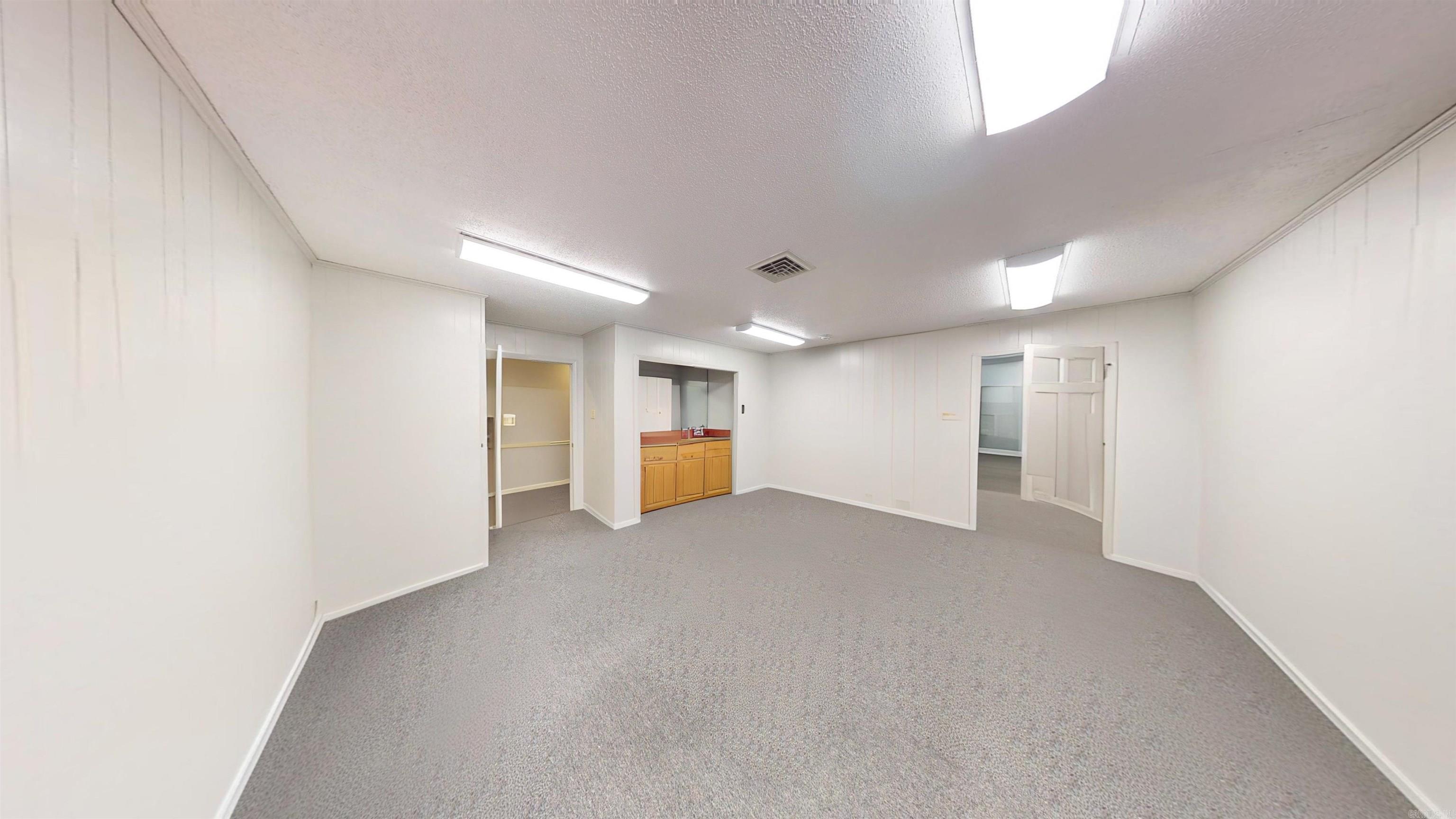 1312 Oak Street Property Photo 7