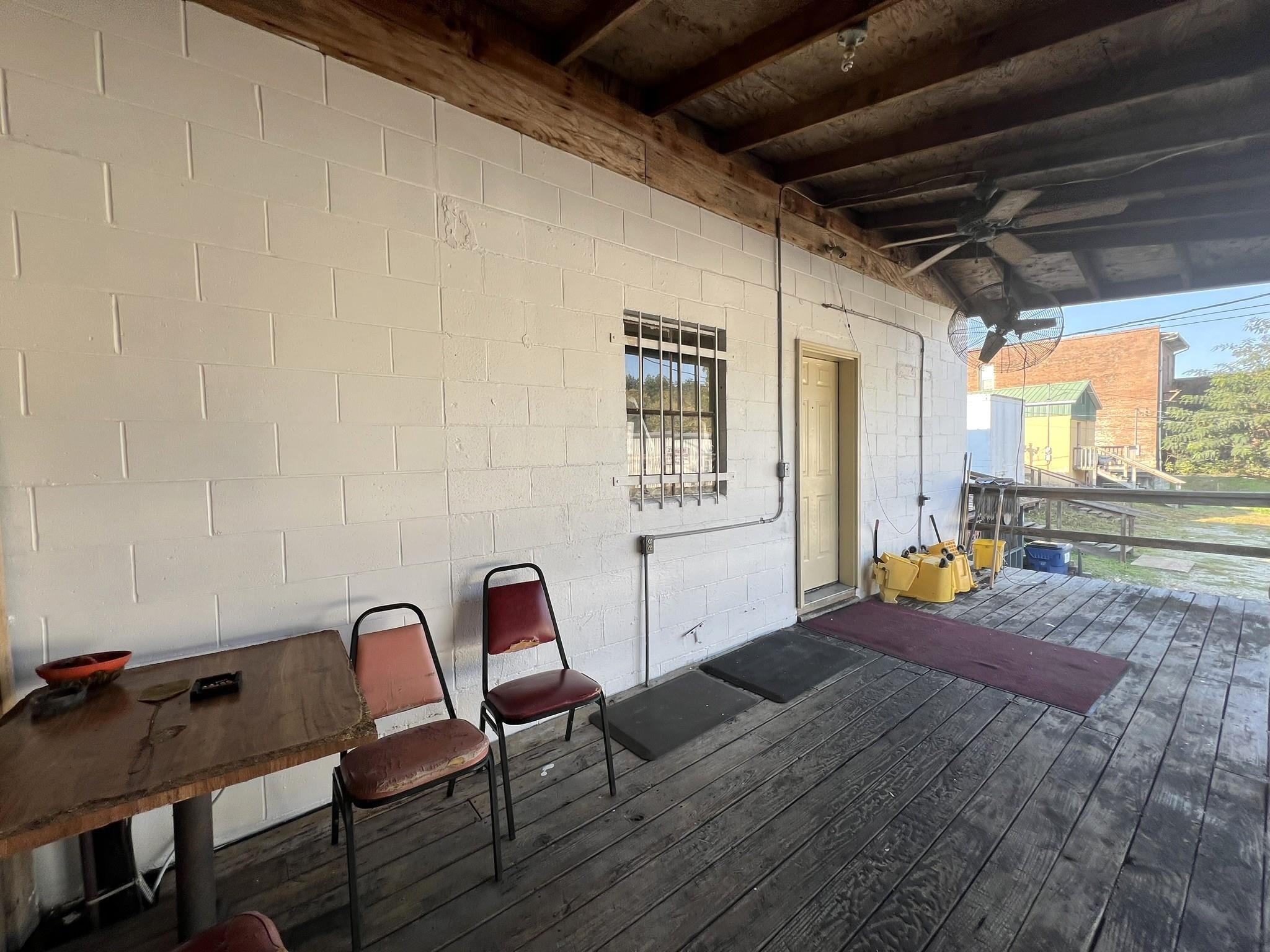 225 Main Street Property Photo 38
