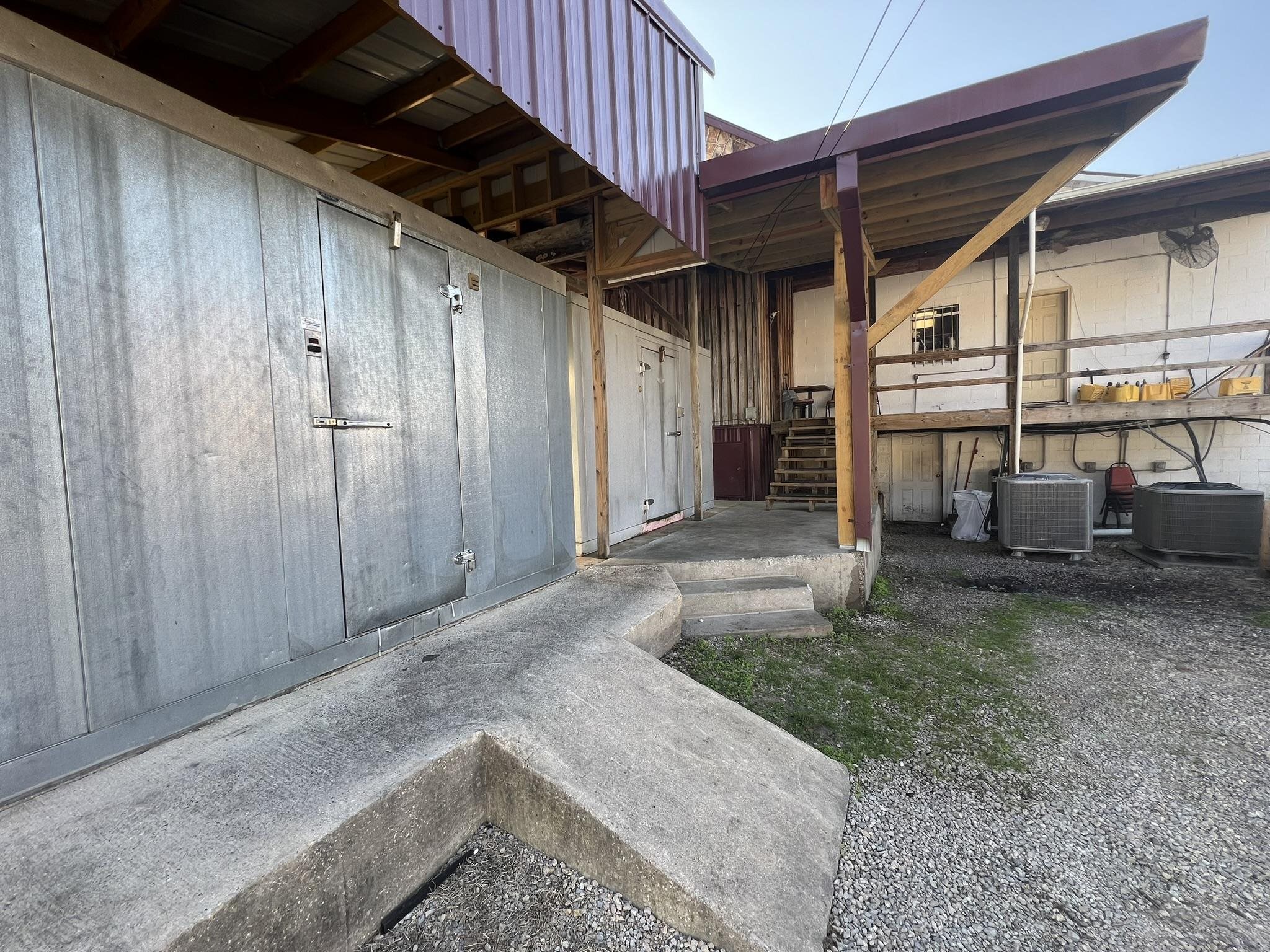 225 Main Street Property Photo 41