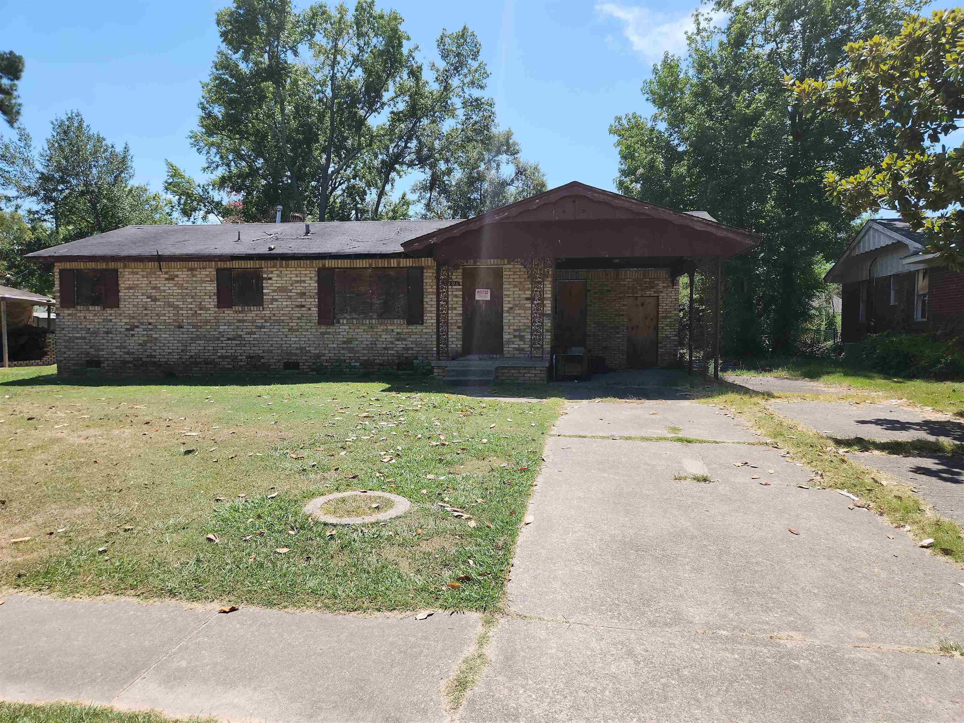 3406 Lilac Property Photo 1