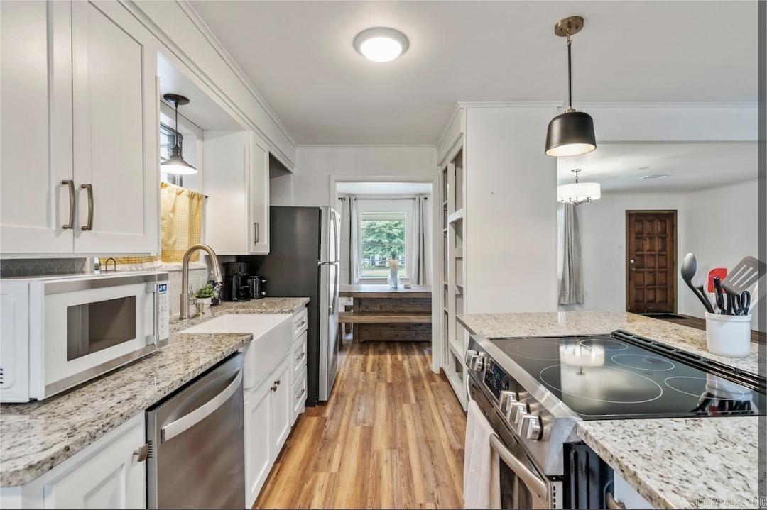 1930 College Avenue Property Photo 13