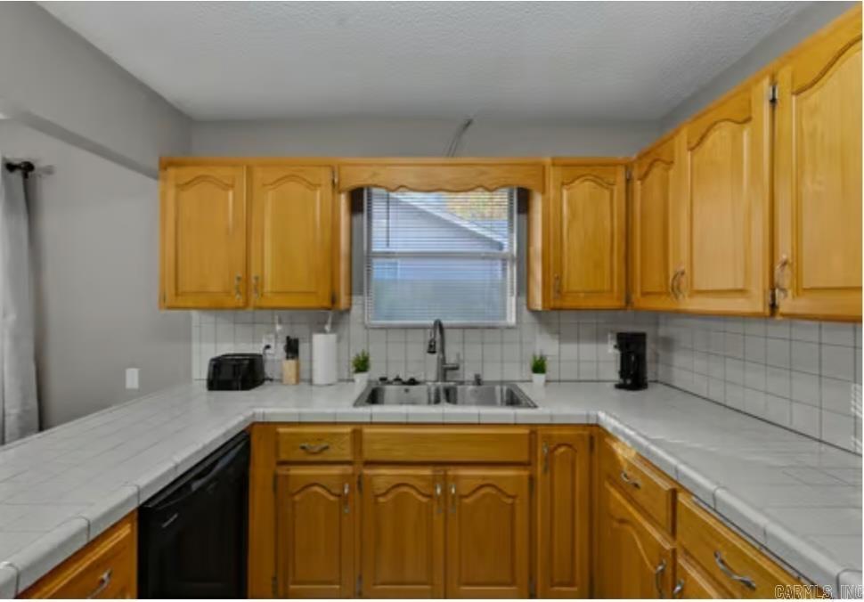 2004 Hairston Avenue Property Photo 17