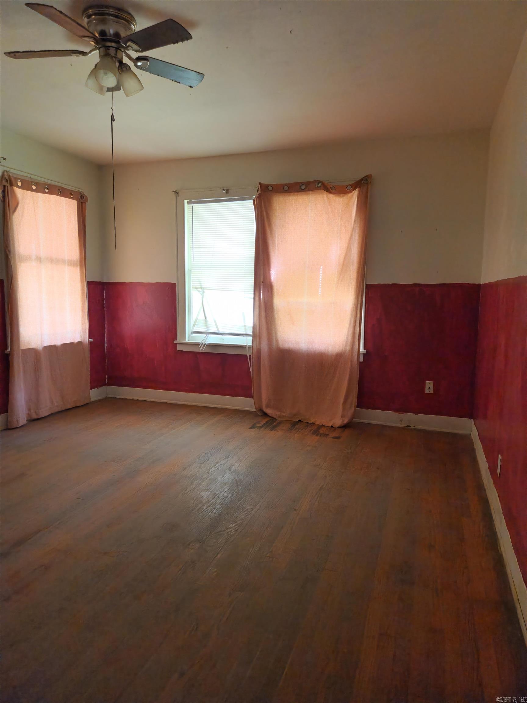 210 W 18th Avenue Property Photo 12