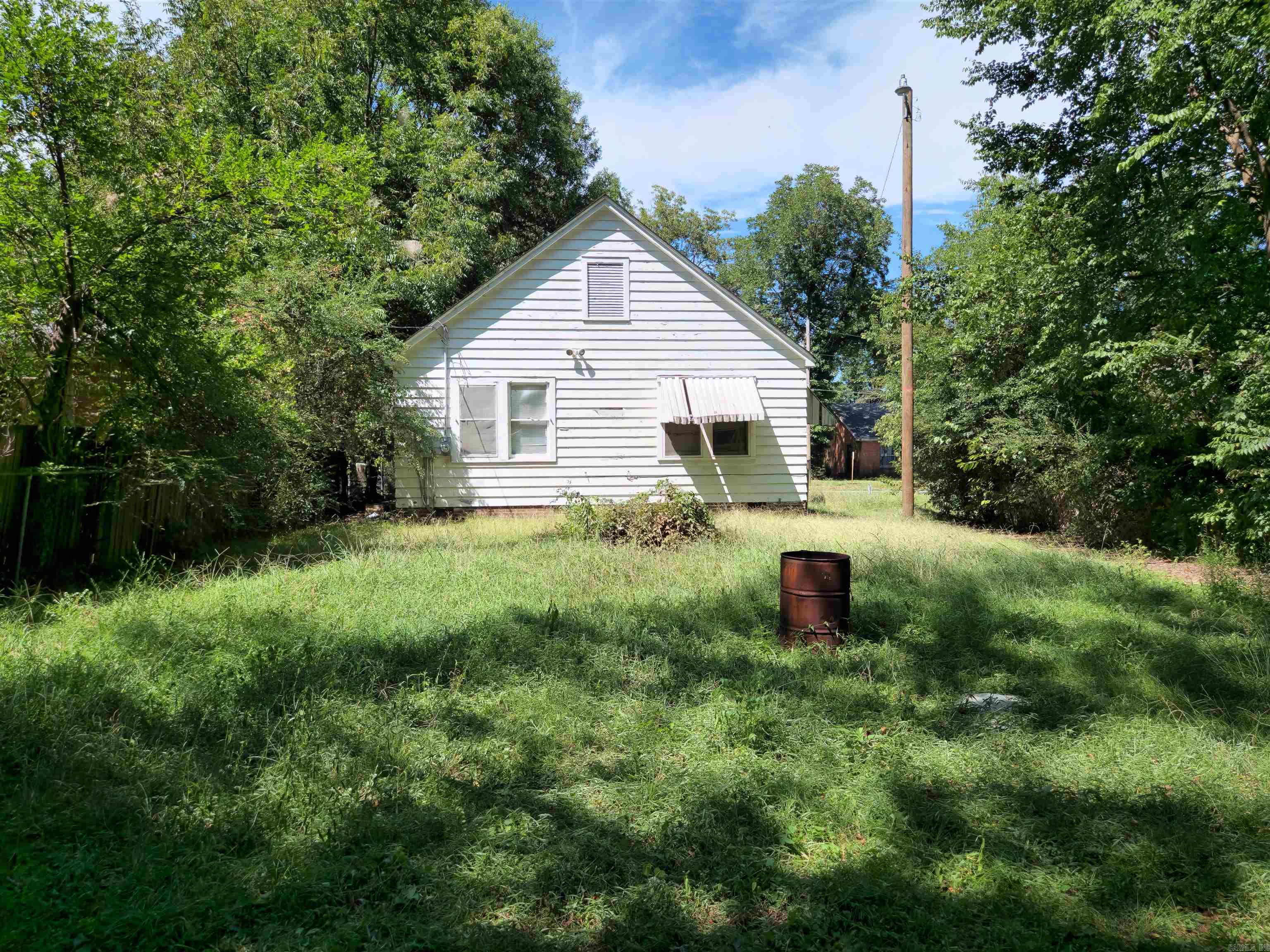 210 W 18th Avenue Property Photo 19