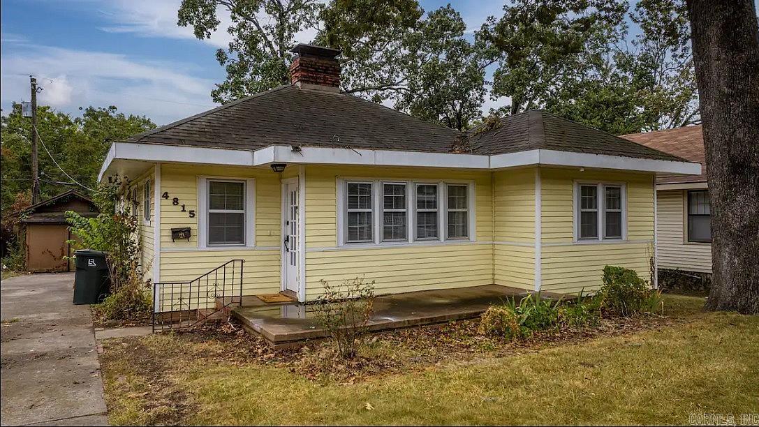 4815 Lee Avenue Property Photo 1