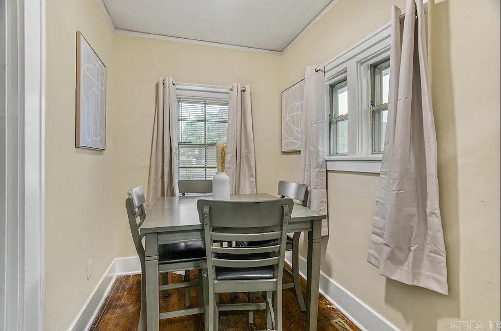4815 Lee Avenue Property Photo 6