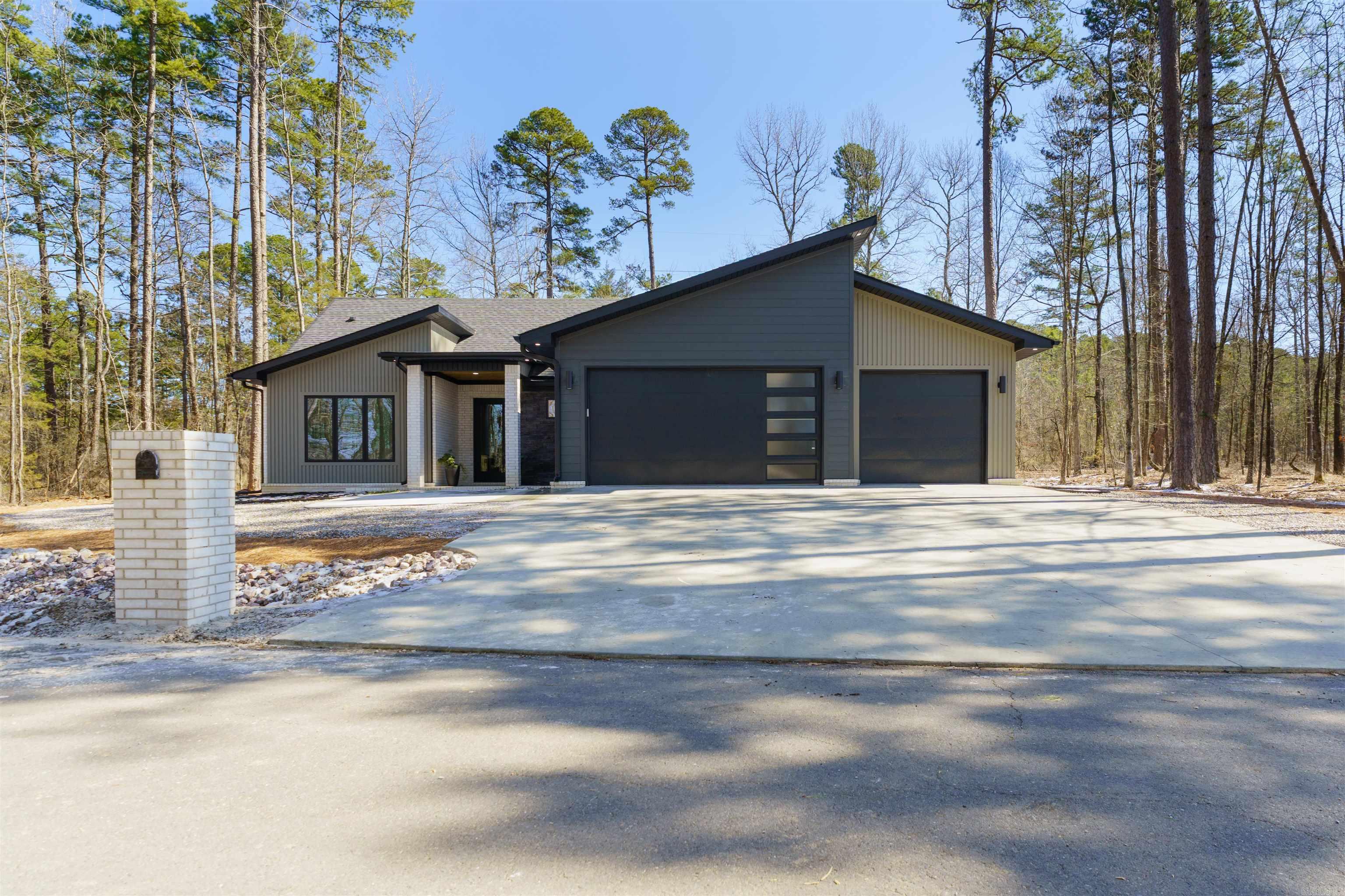 60 Estrella Way Property Photo