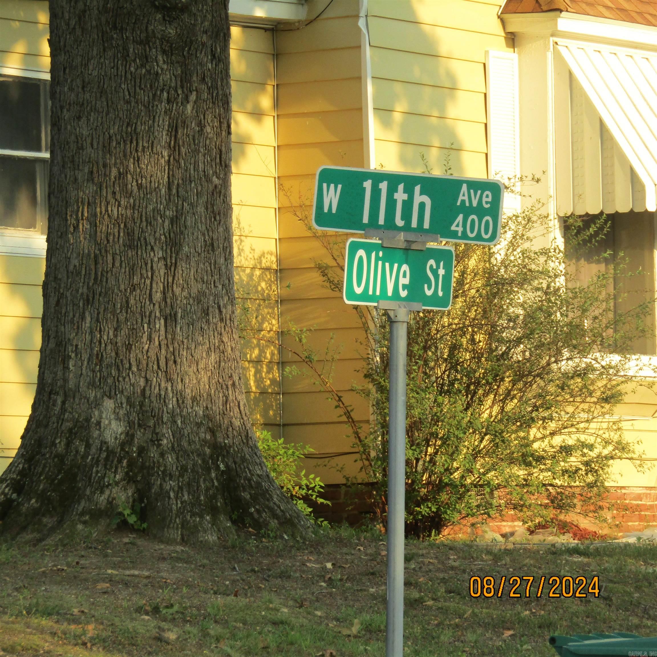 1019 S Olive St Property Photo 3