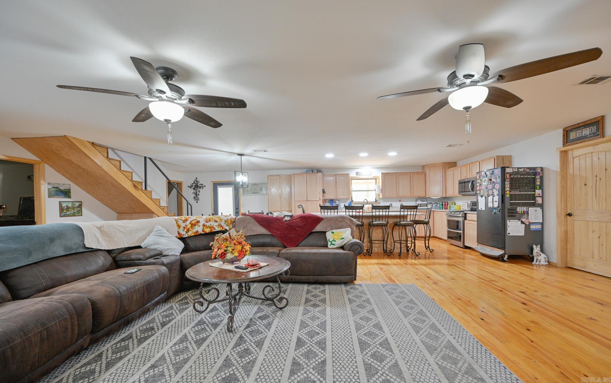 6083 Highway 71 S Property Photo 4