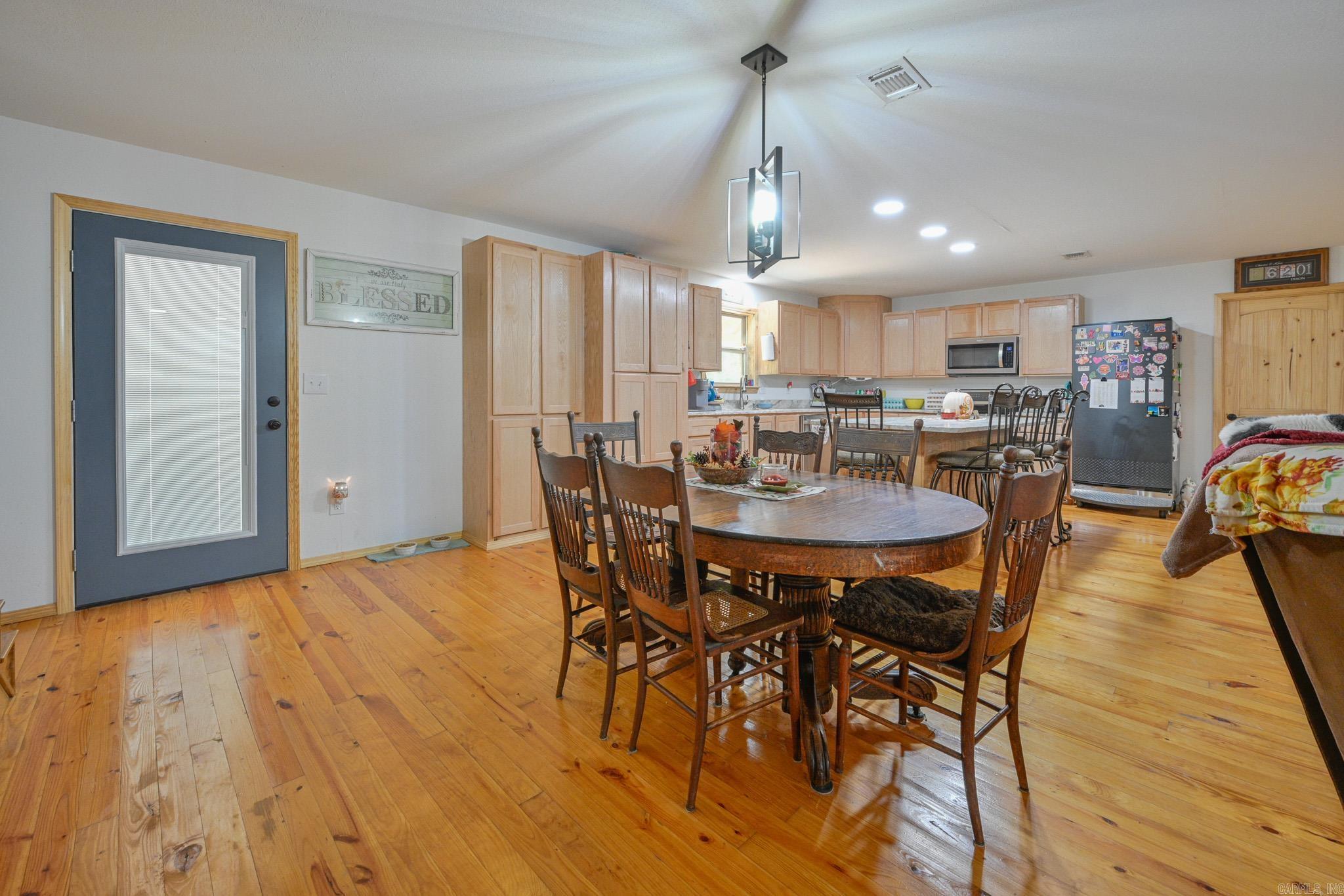 6083 Highway 71 S Property Photo 7