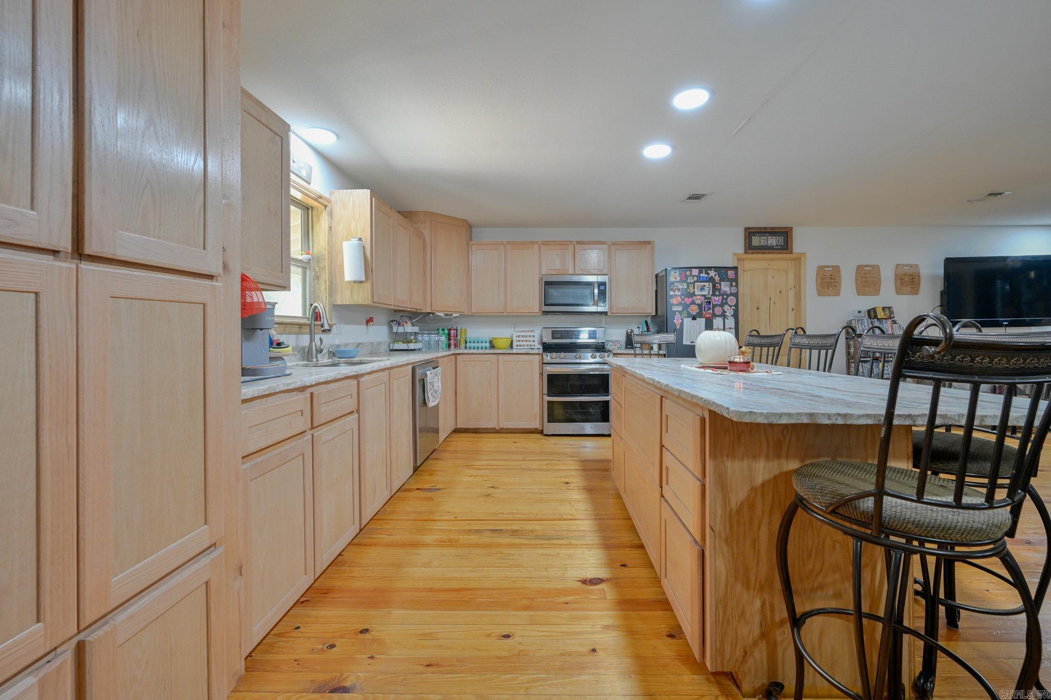 6083 Highway 71 S Property Photo 8